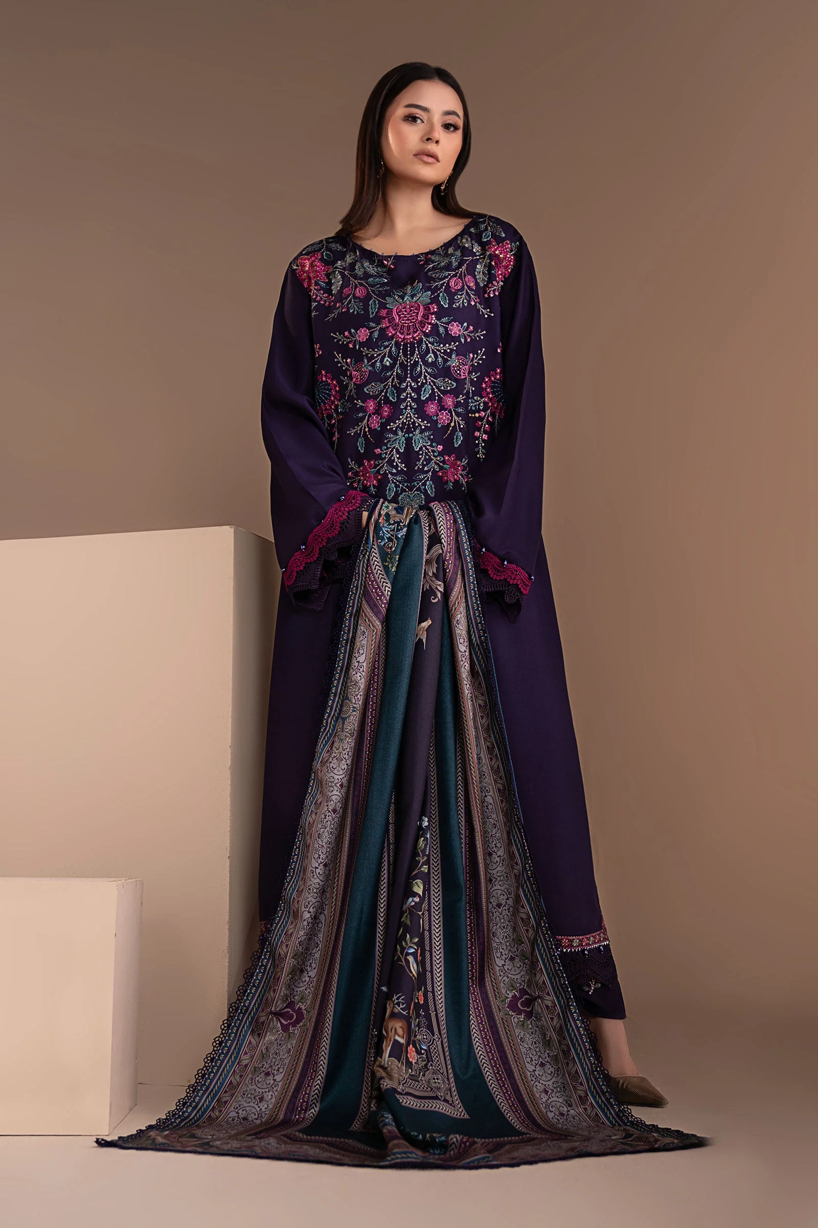 3 Piece Embroidered Twill Linen Suit - Image 7