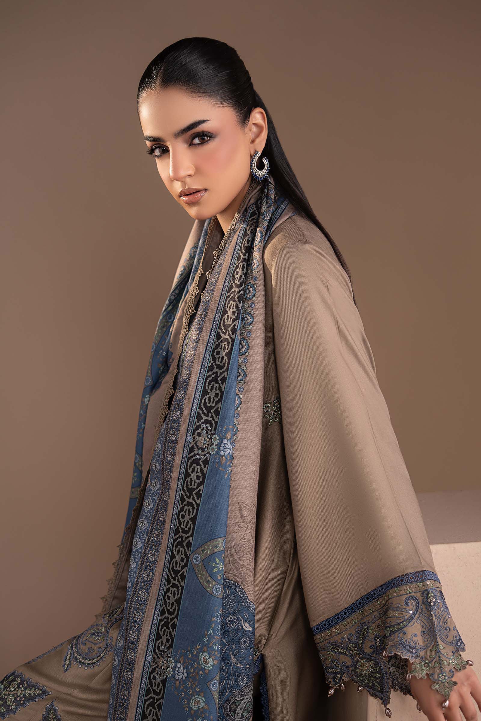 3 Piece Embroidered Twill Linen Suit - Image 3