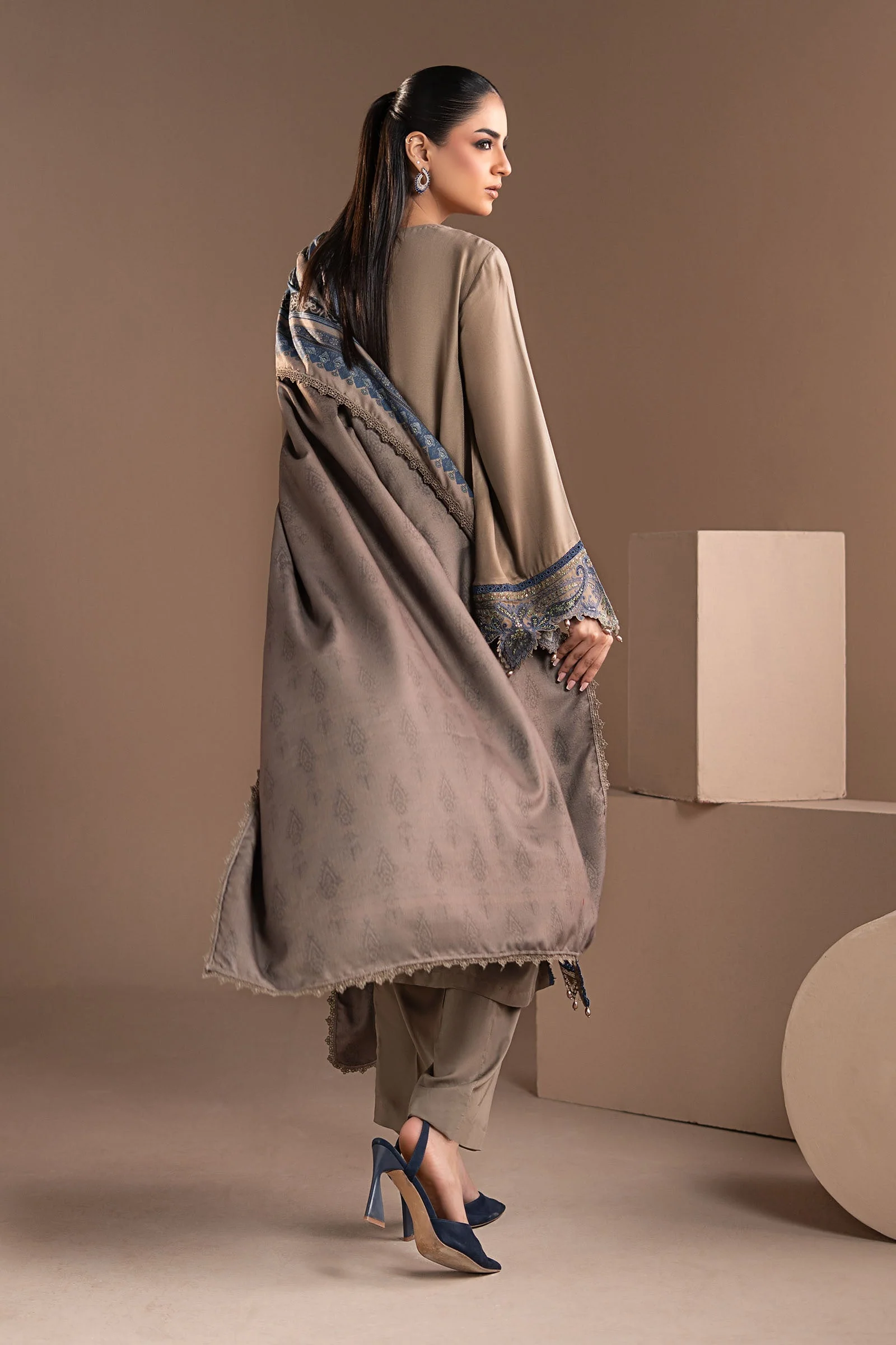 3 Piece Embroidered Twill Linen Suit - Image 7
