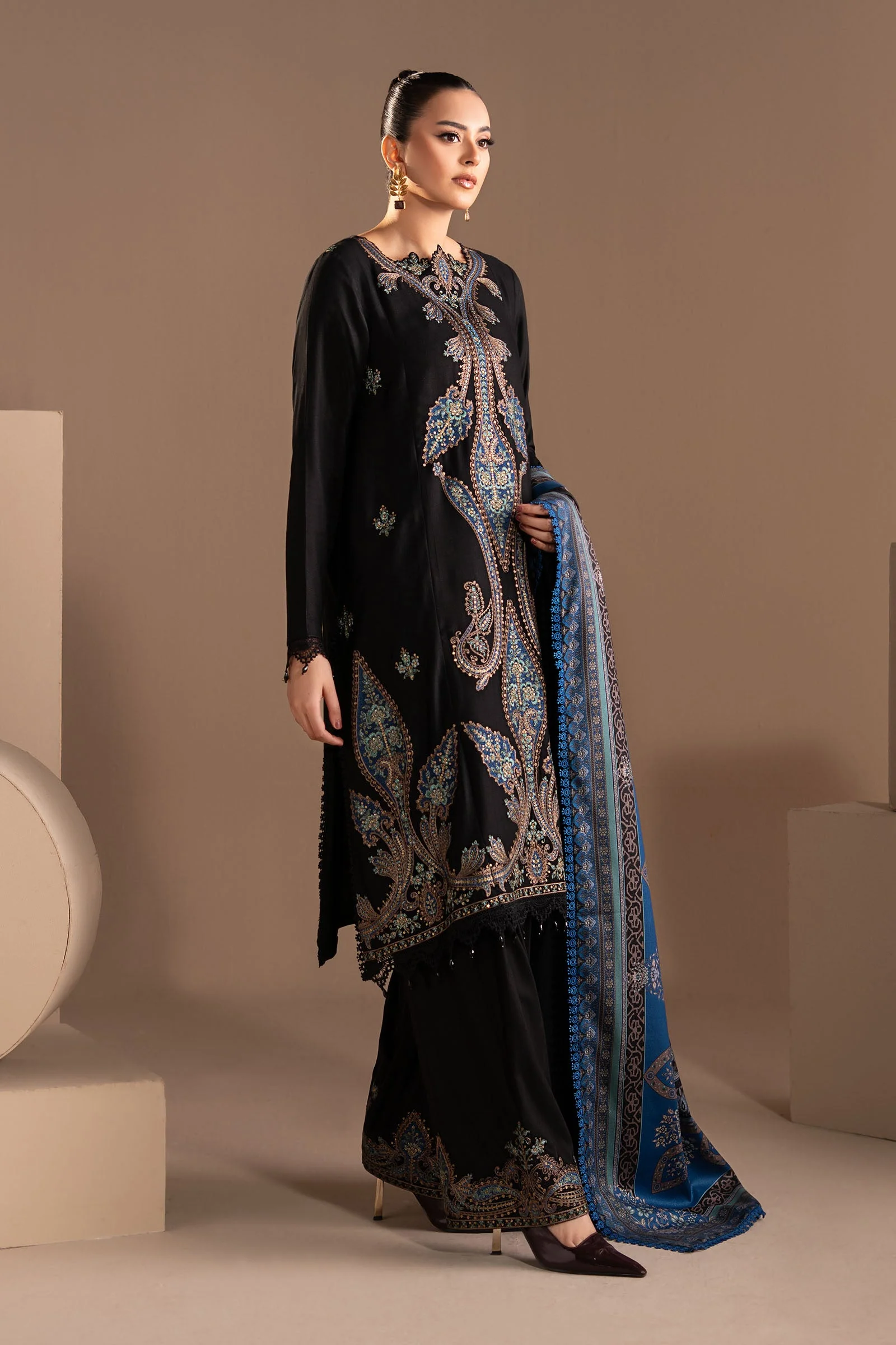 3 Piece Embroidered Twill Linen Suit - Image 7