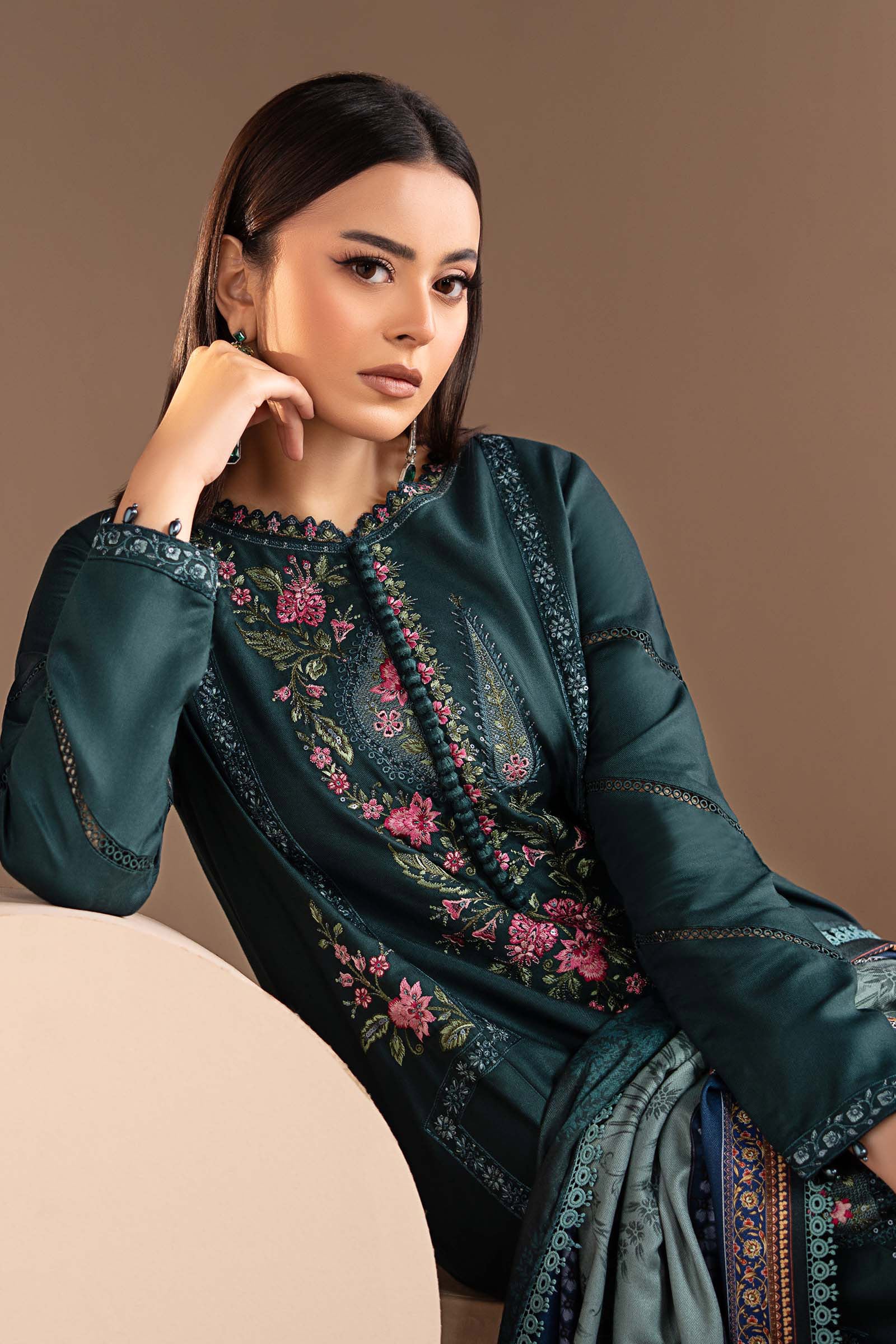 3 Piece Embroidered Twill Linen Suit - Image 3