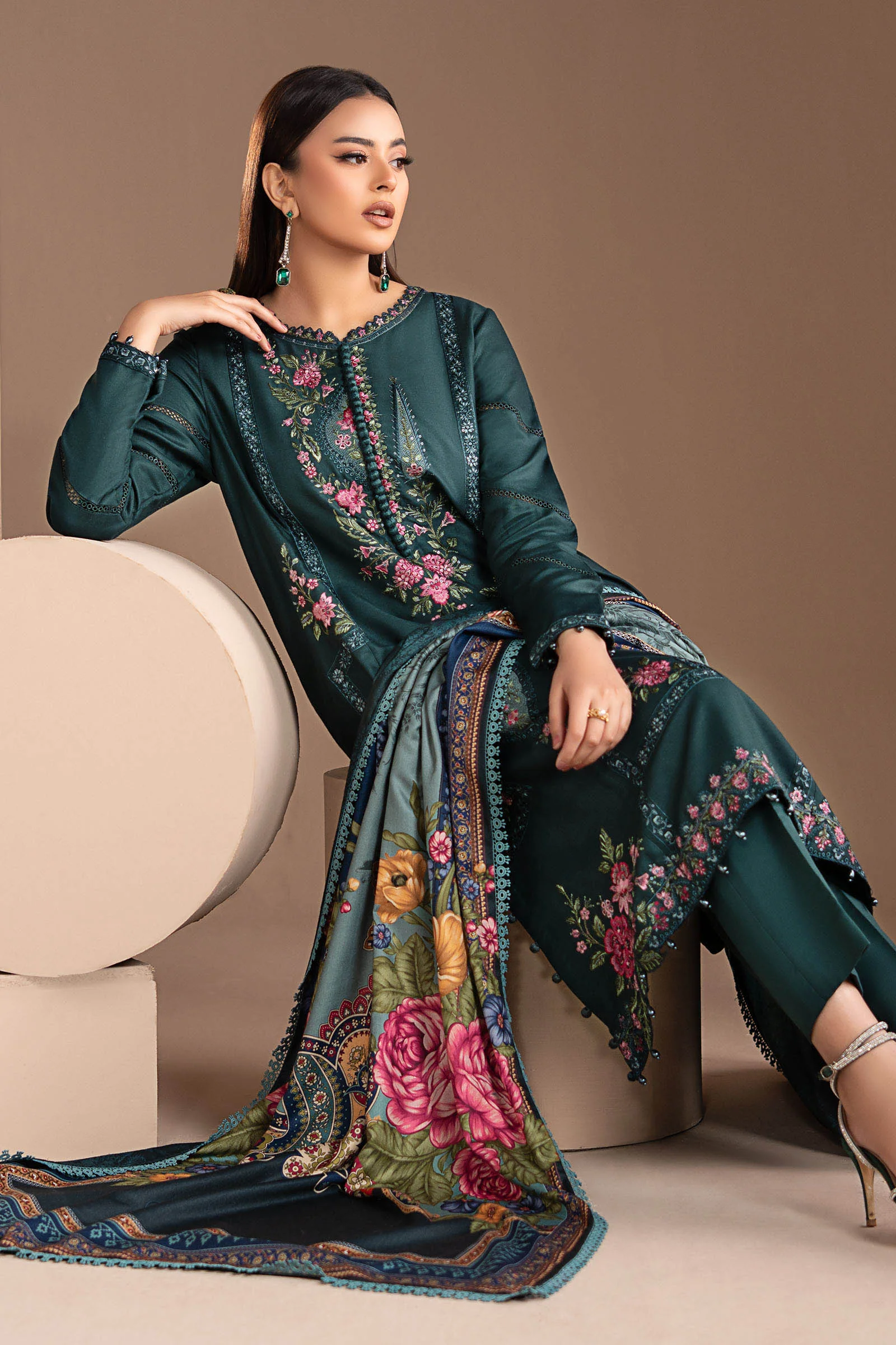3 Piece Embroidered Twill Linen Suit - Image 4