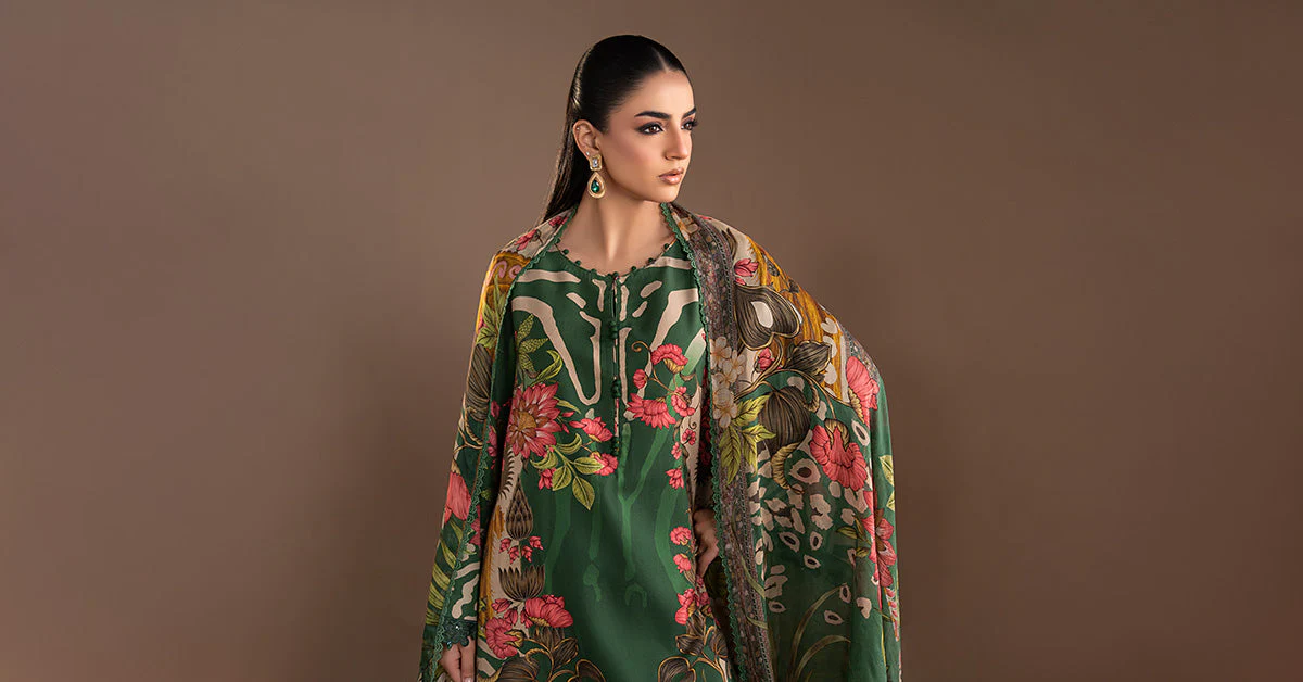 3 Piece Embroidered Linen Suit - Image 9