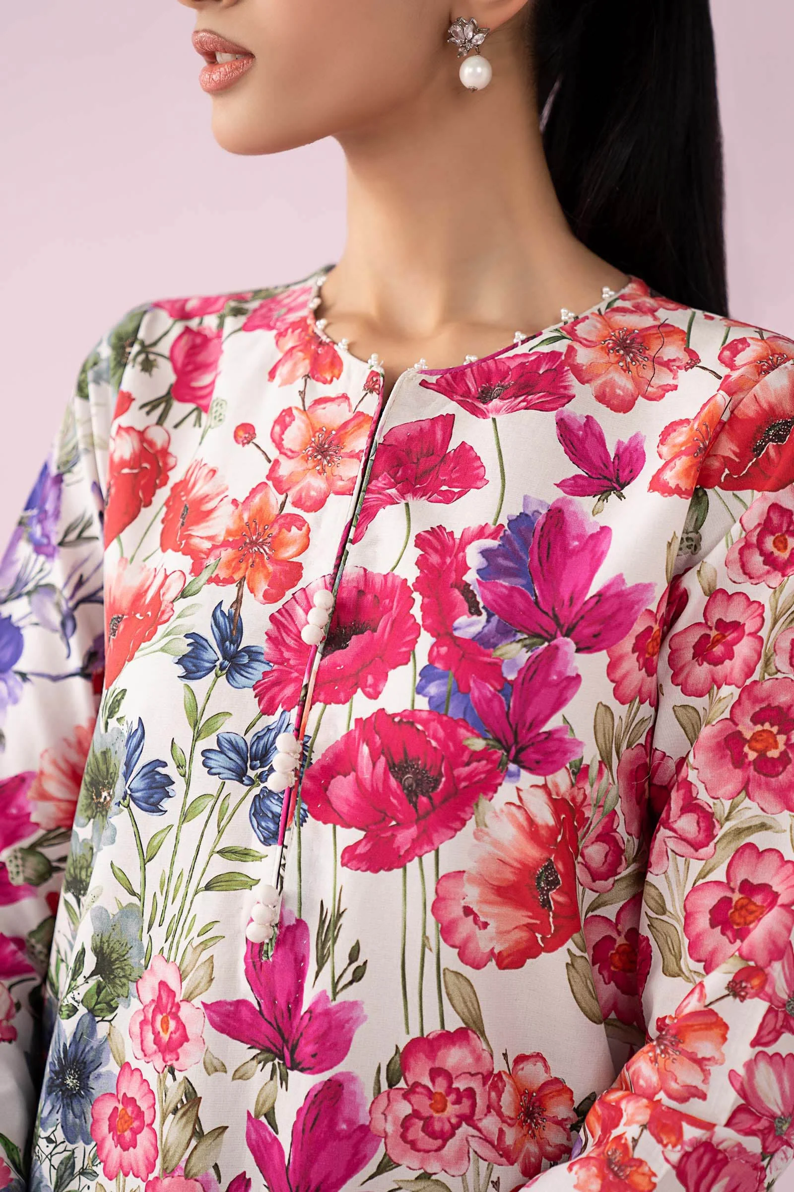 3 Piece Embroidered Lawn Suit - Image 5