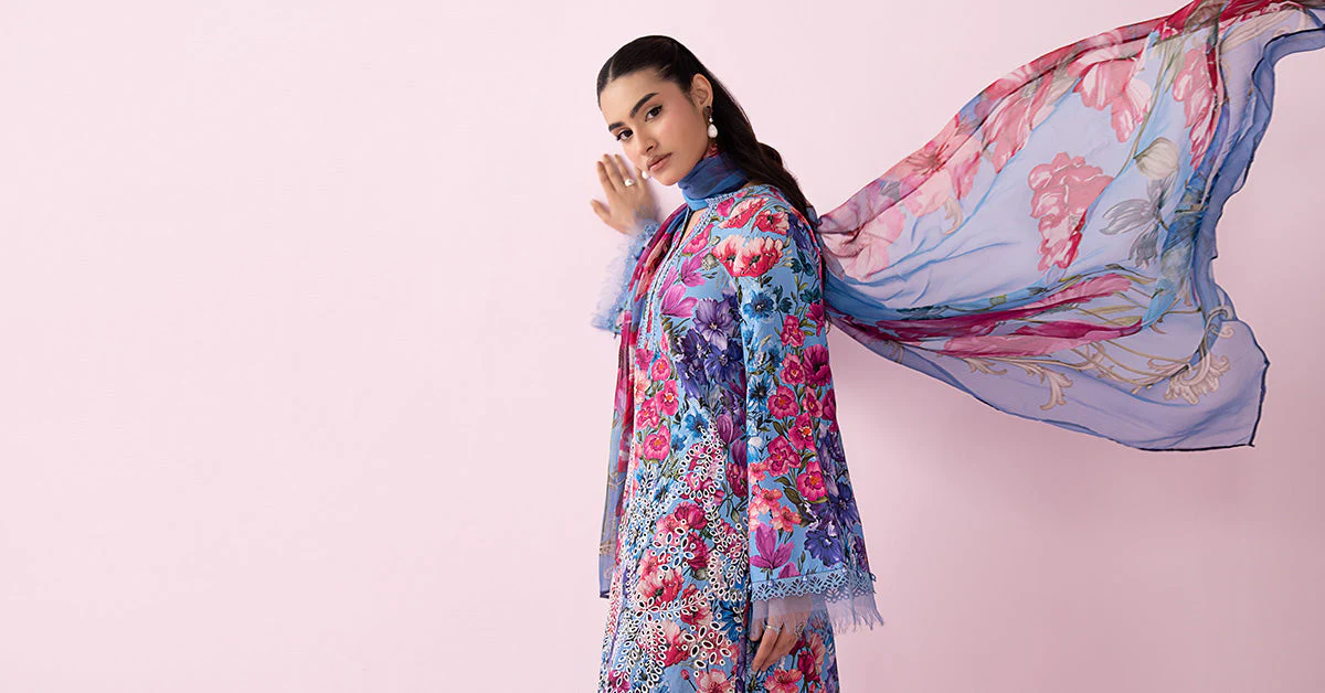 3 Piece Embroidered Lawn Suit - Image 8