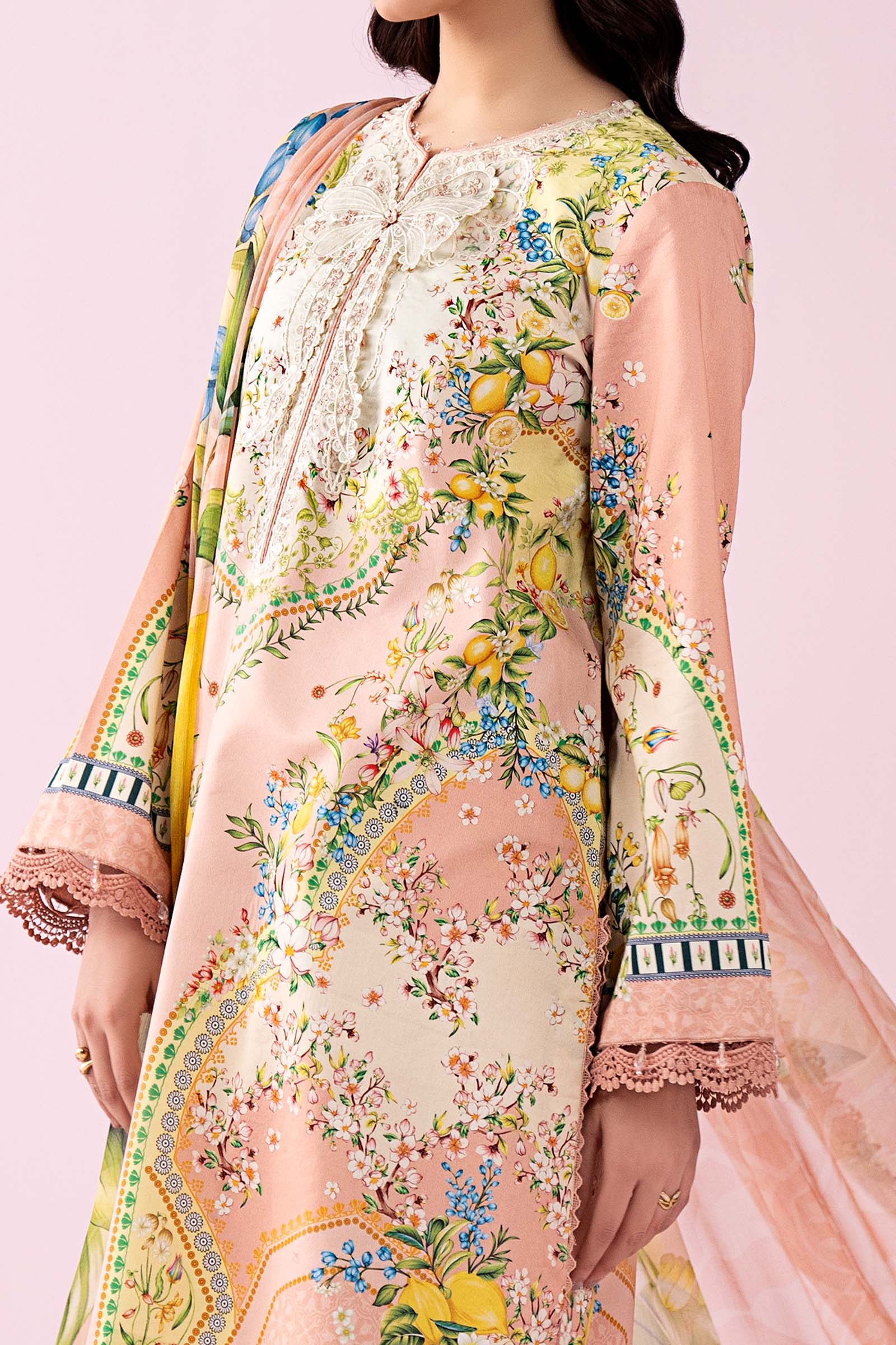 3 Piece Embroidered Lawn Suit - Image 3
