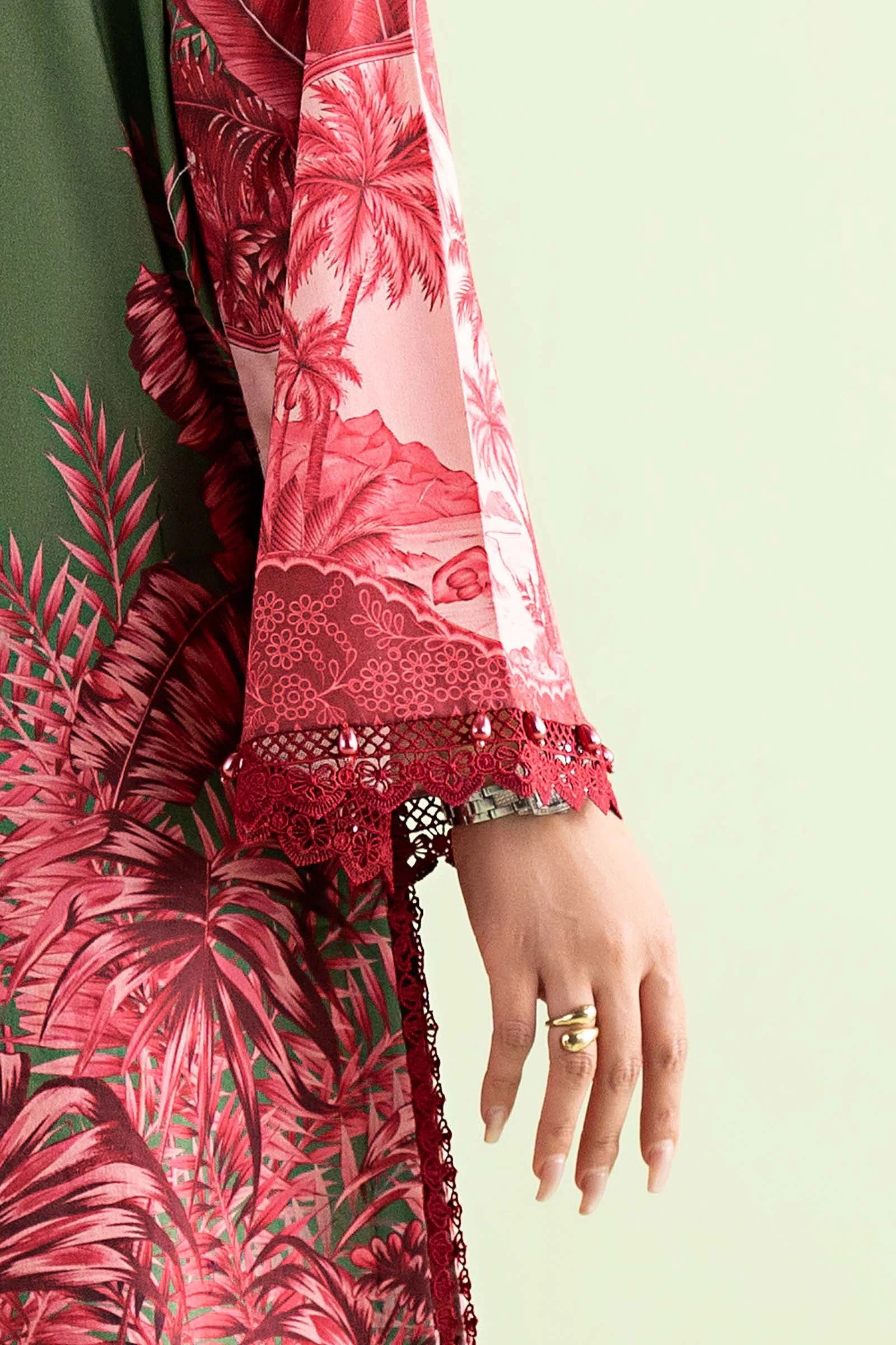 3 Piece Embroidered Lawn Suit - Image 5