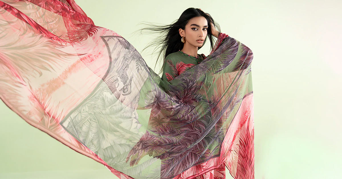 3 Piece Embroidered Lawn Suit - Image 9