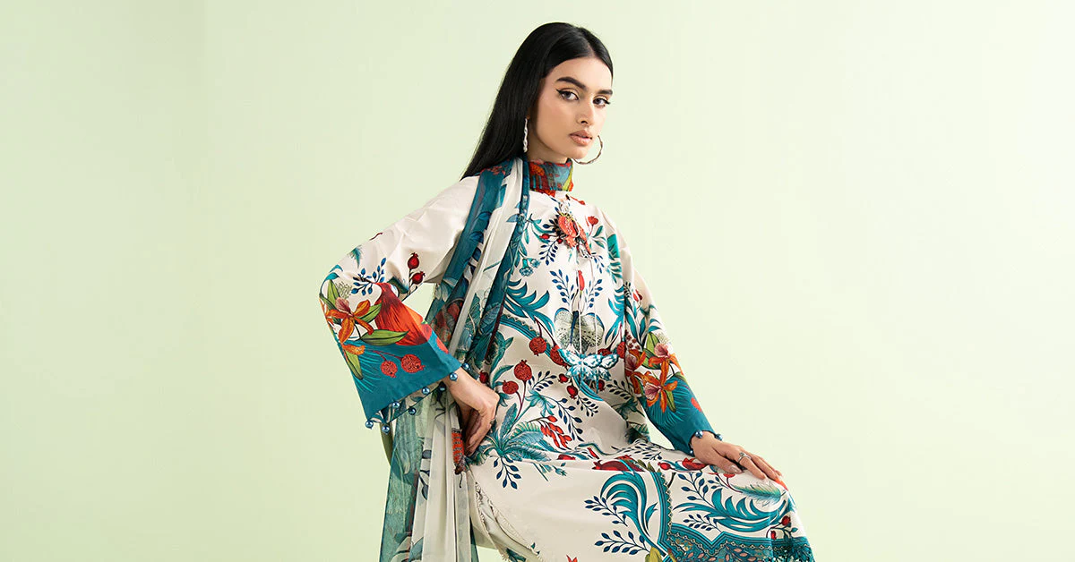 3 Piece Embroidered Lawn Suit - Image 9