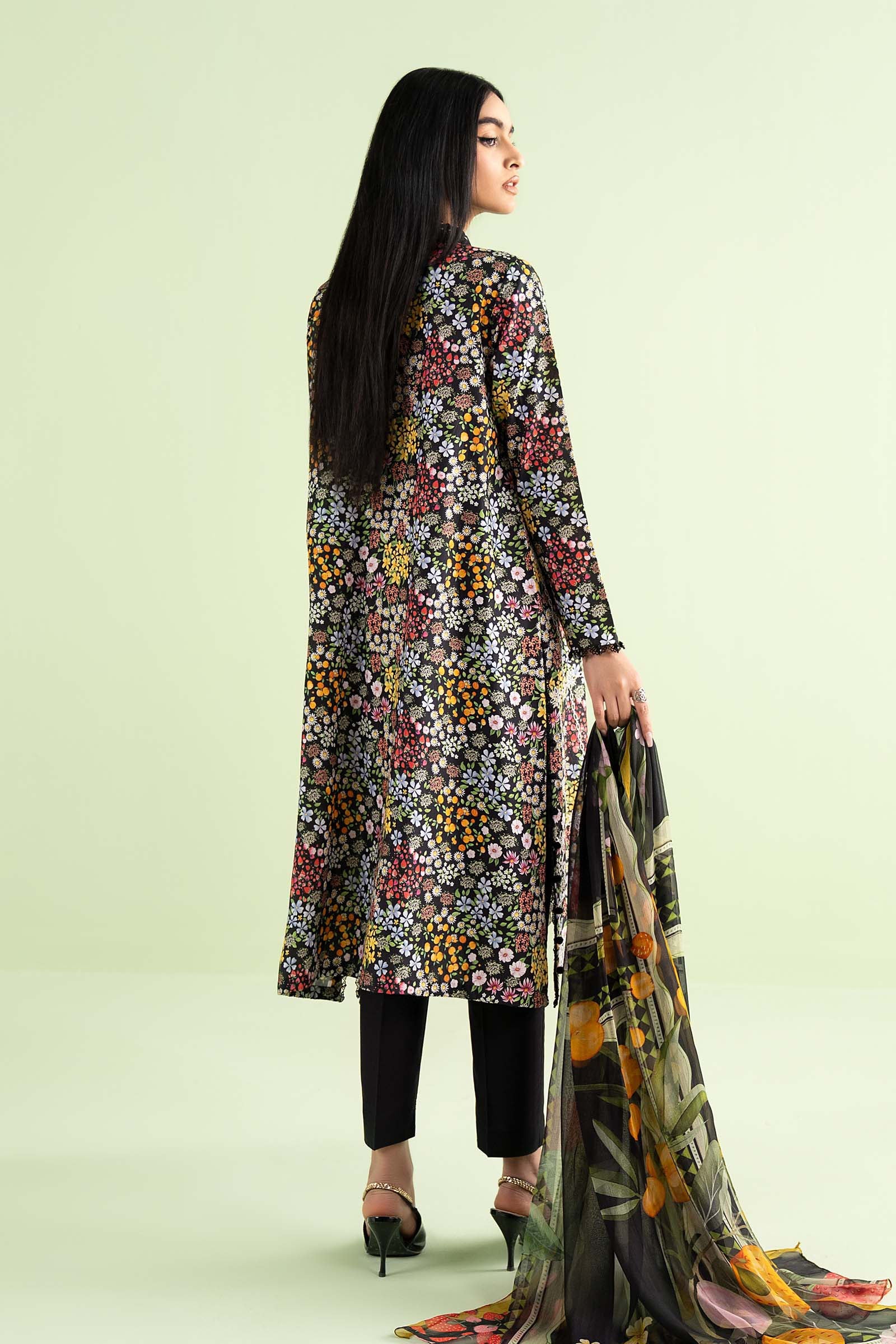 3 Piece Embroidered Lawn Suit - Image 7