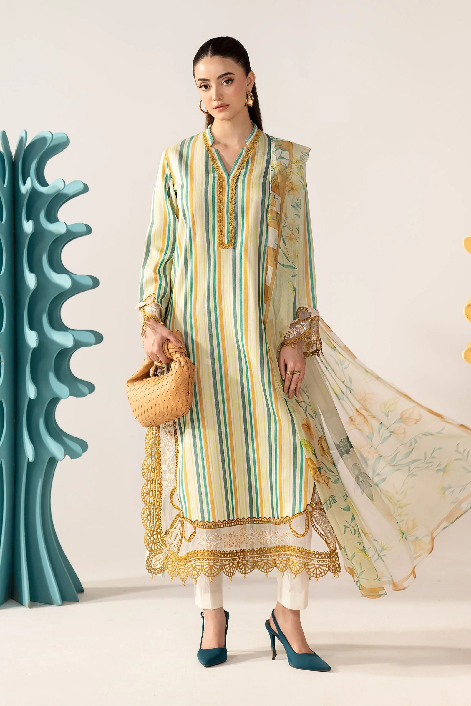 3 Piece Embroidered Jacquard Suit