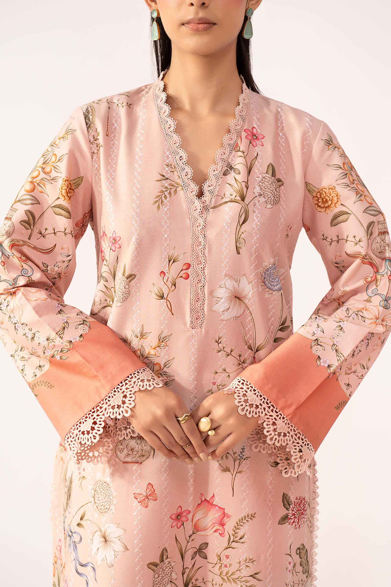 3 Piece Embroidered Lawn Suit - Image 5