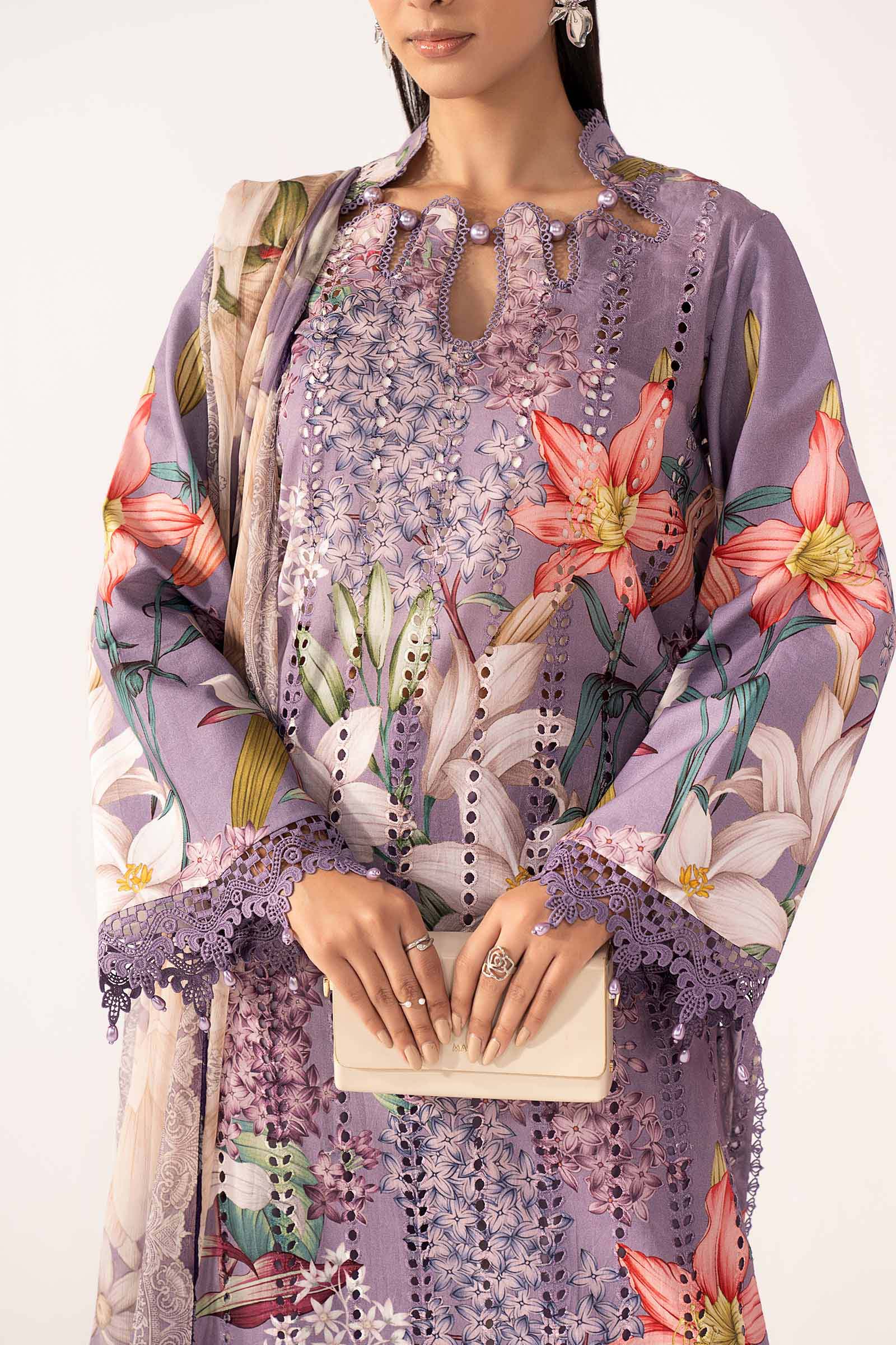 3 Piece Embroidered Lawn Suit - Image 4
