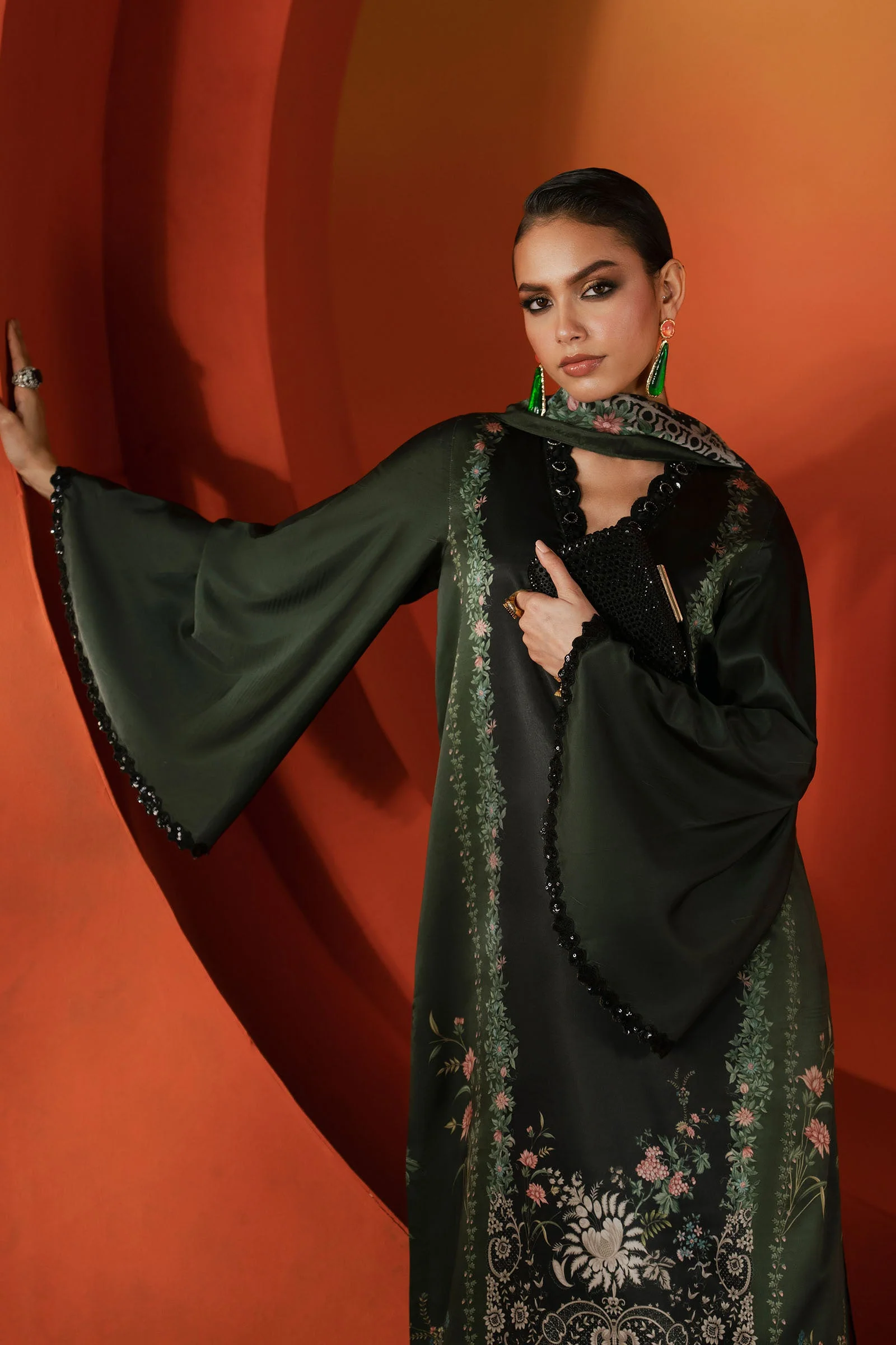 3 Piece Embroidered Satin Silk Suit - Image 11