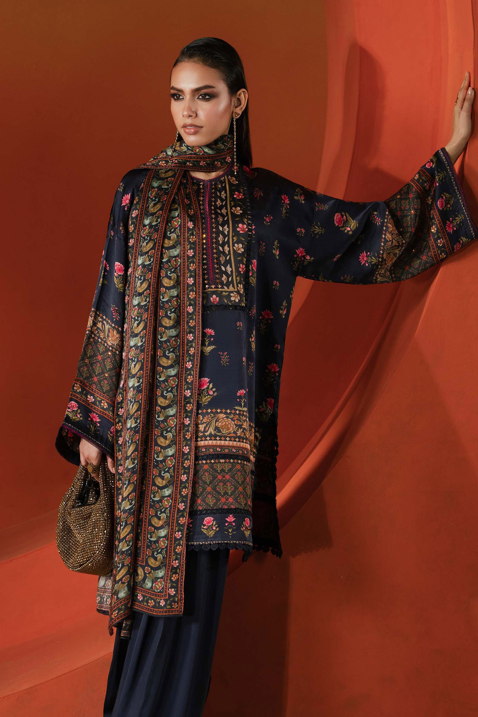 3 Piece Printed Satin Silk Suit - Image 5