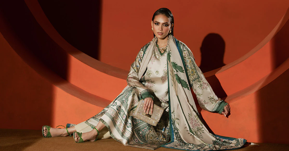 3 Piece Embellished Satin Silk Suit - Image 7