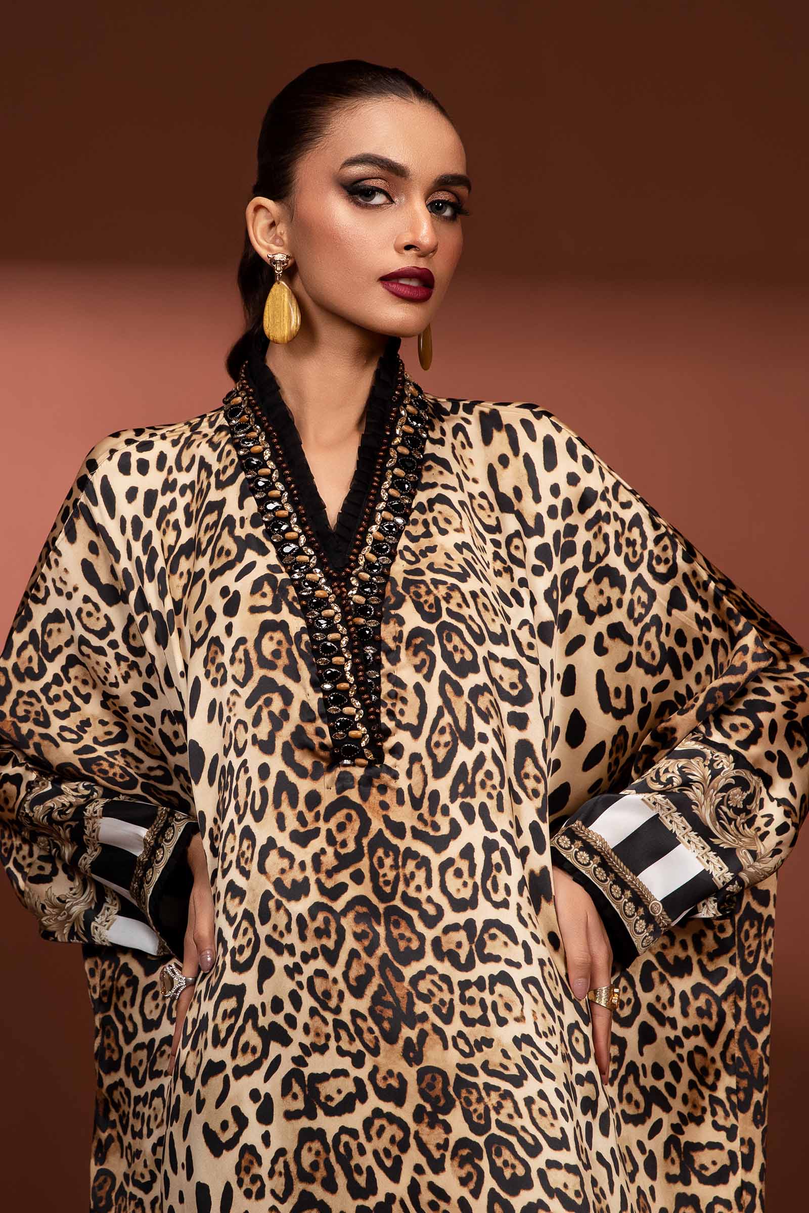 2 Piece Printed Pure Charmeuse Silk Suit - Image 2