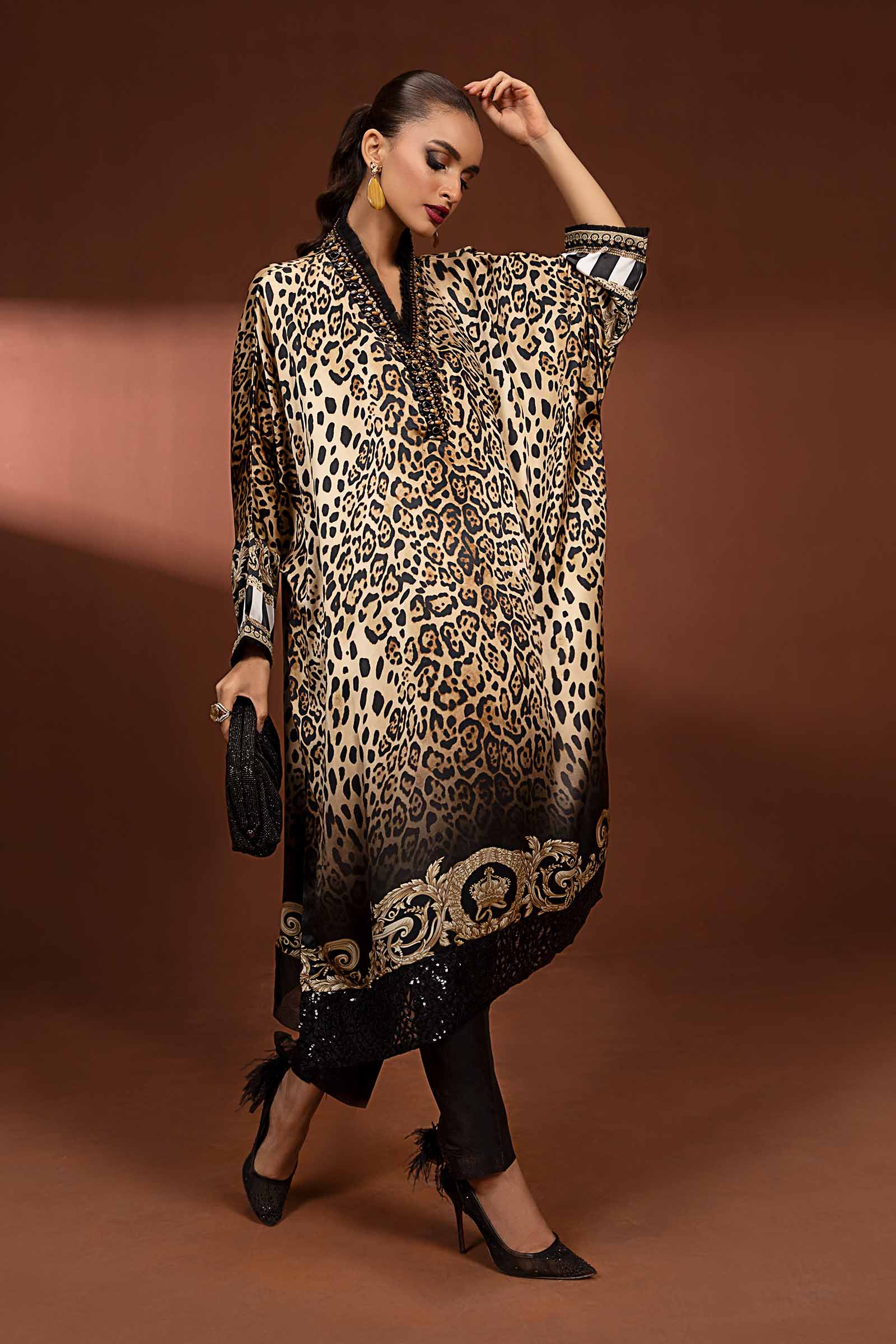 2 Piece Printed Pure Charmeuse Silk Suit - Image 3