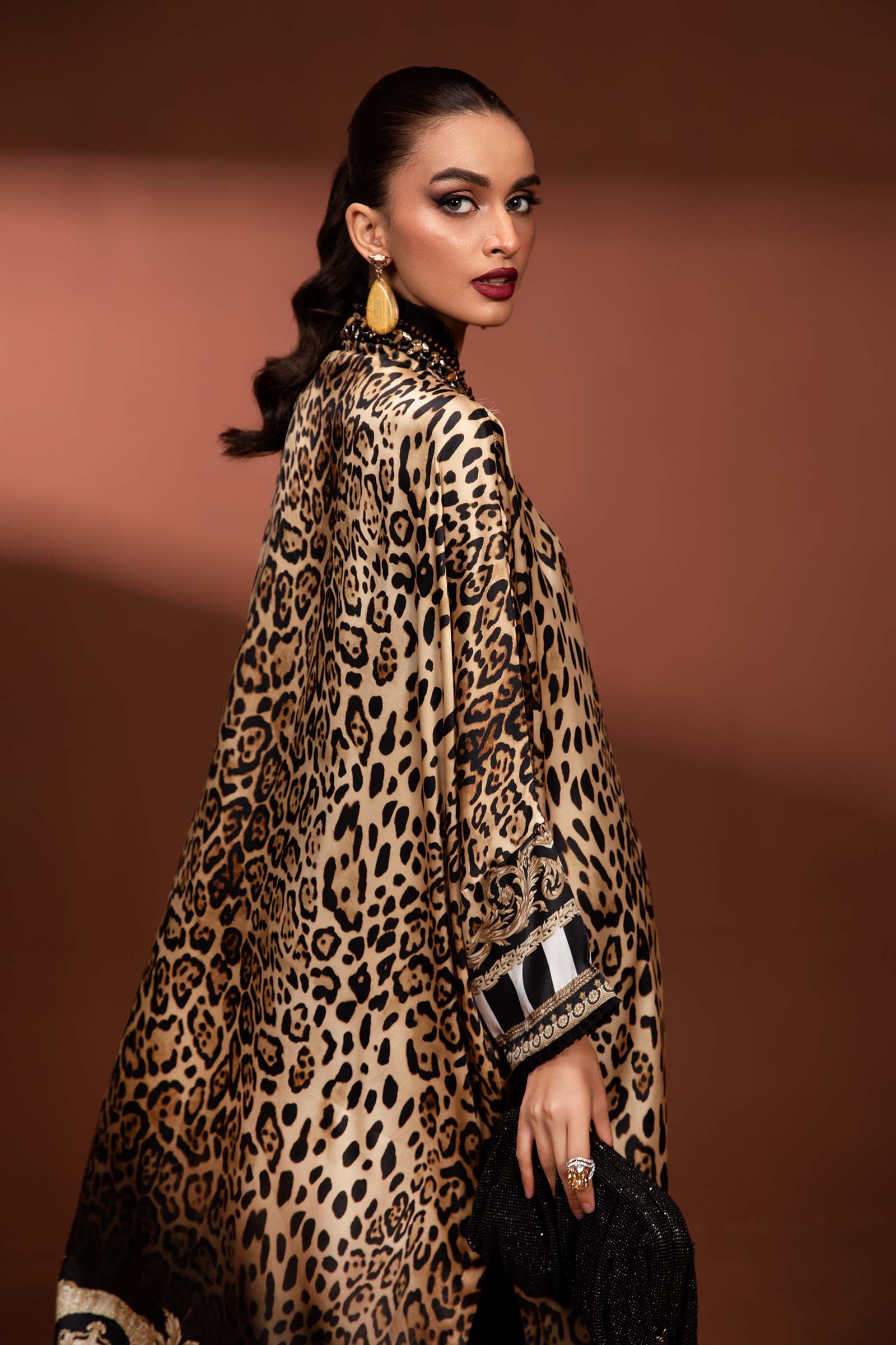 2 Piece Printed Pure Charmeuse Silk Suit - Image 4
