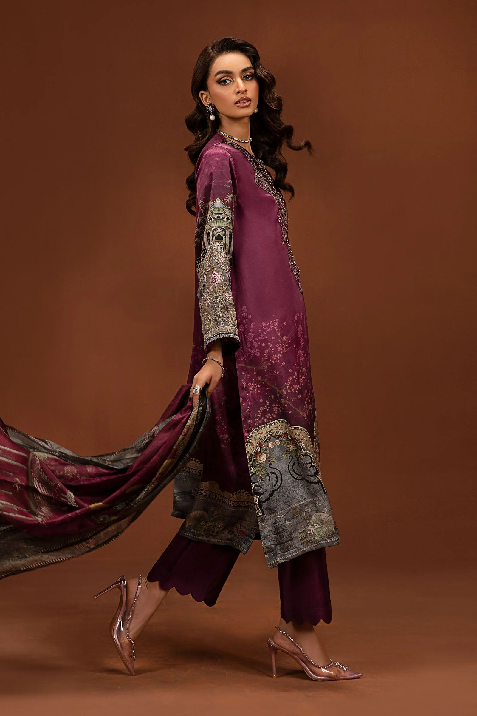3 Piece Embroidered Pure Charmeuse Silk Suit - Image 7