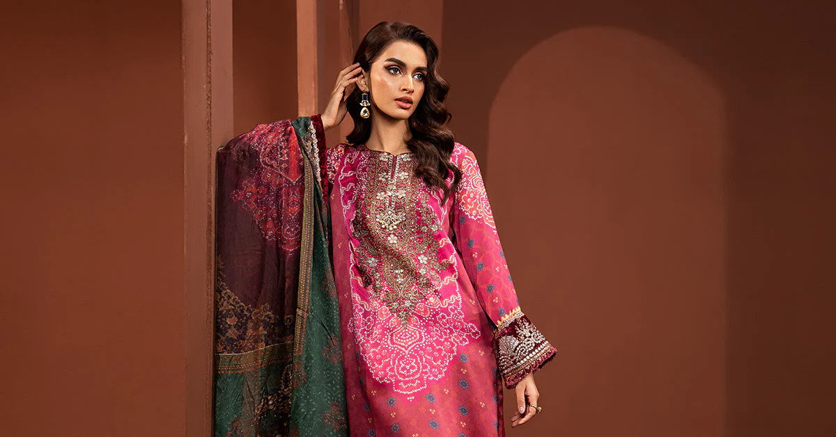 3 Piece Embroidered Pure Charmeuse Silk Suit - Image 9