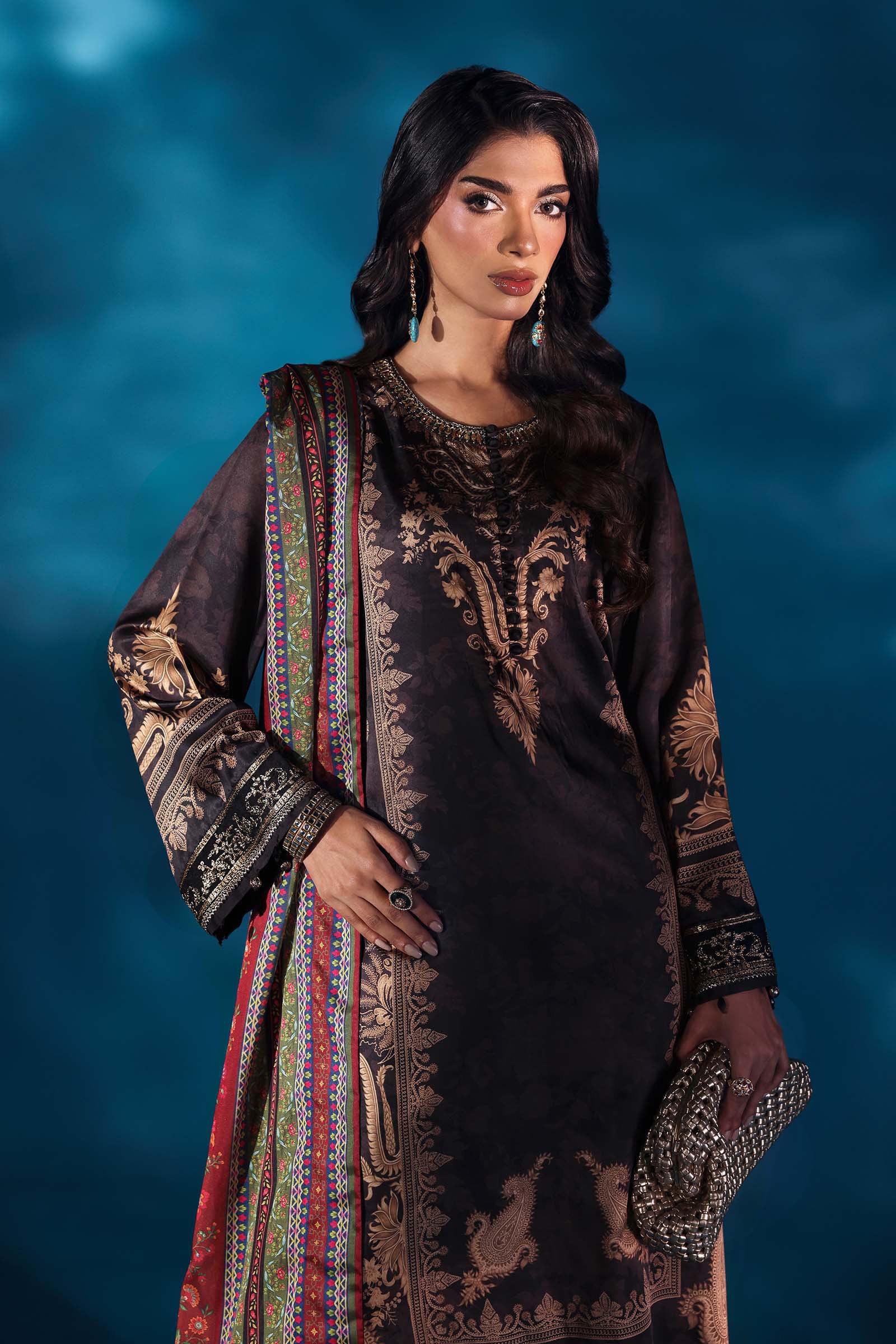 3 Piece Embroidered Satin Silk Suit - Image 4