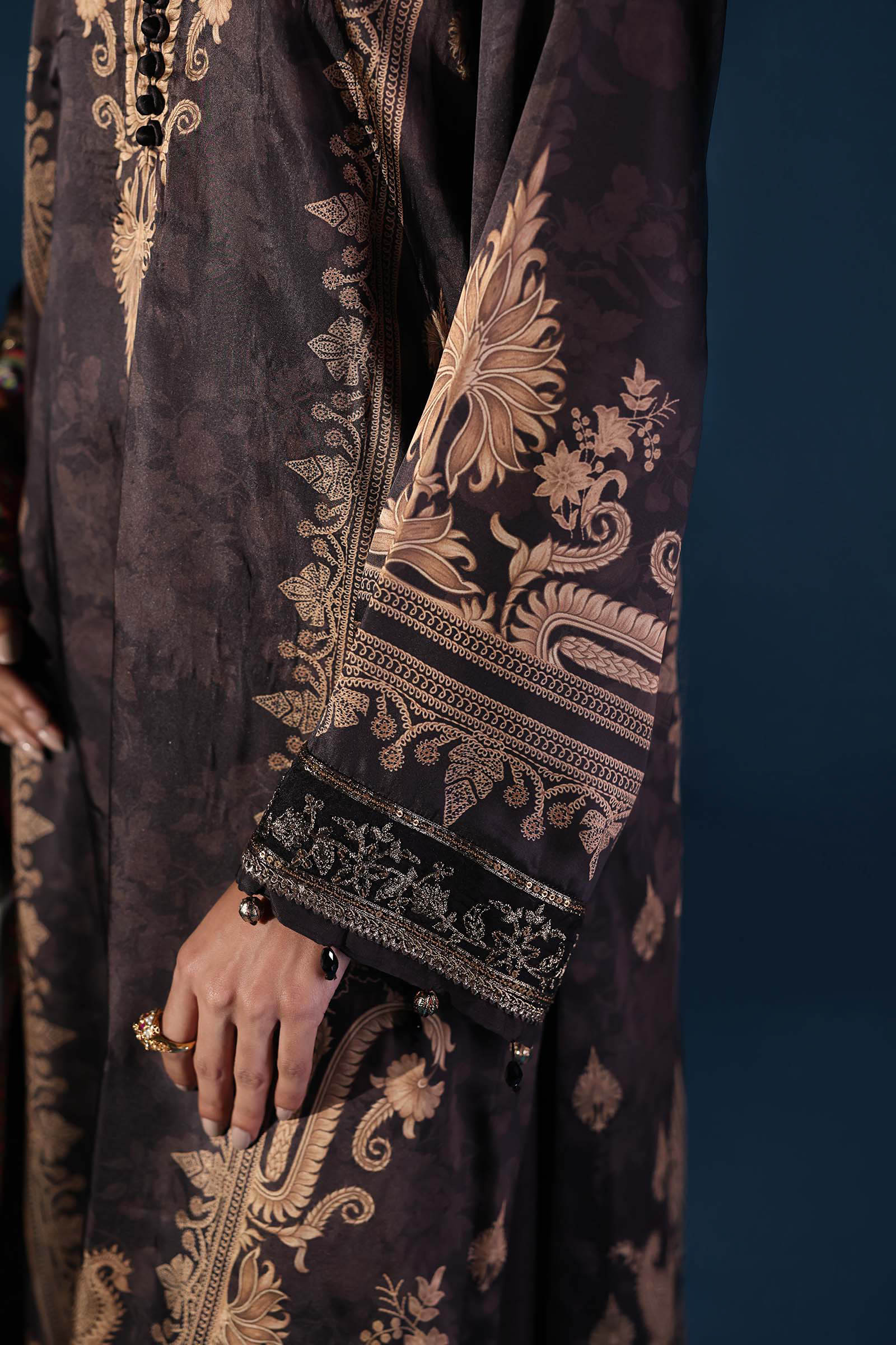 3 Piece Embroidered Satin Silk Suit - Image 8