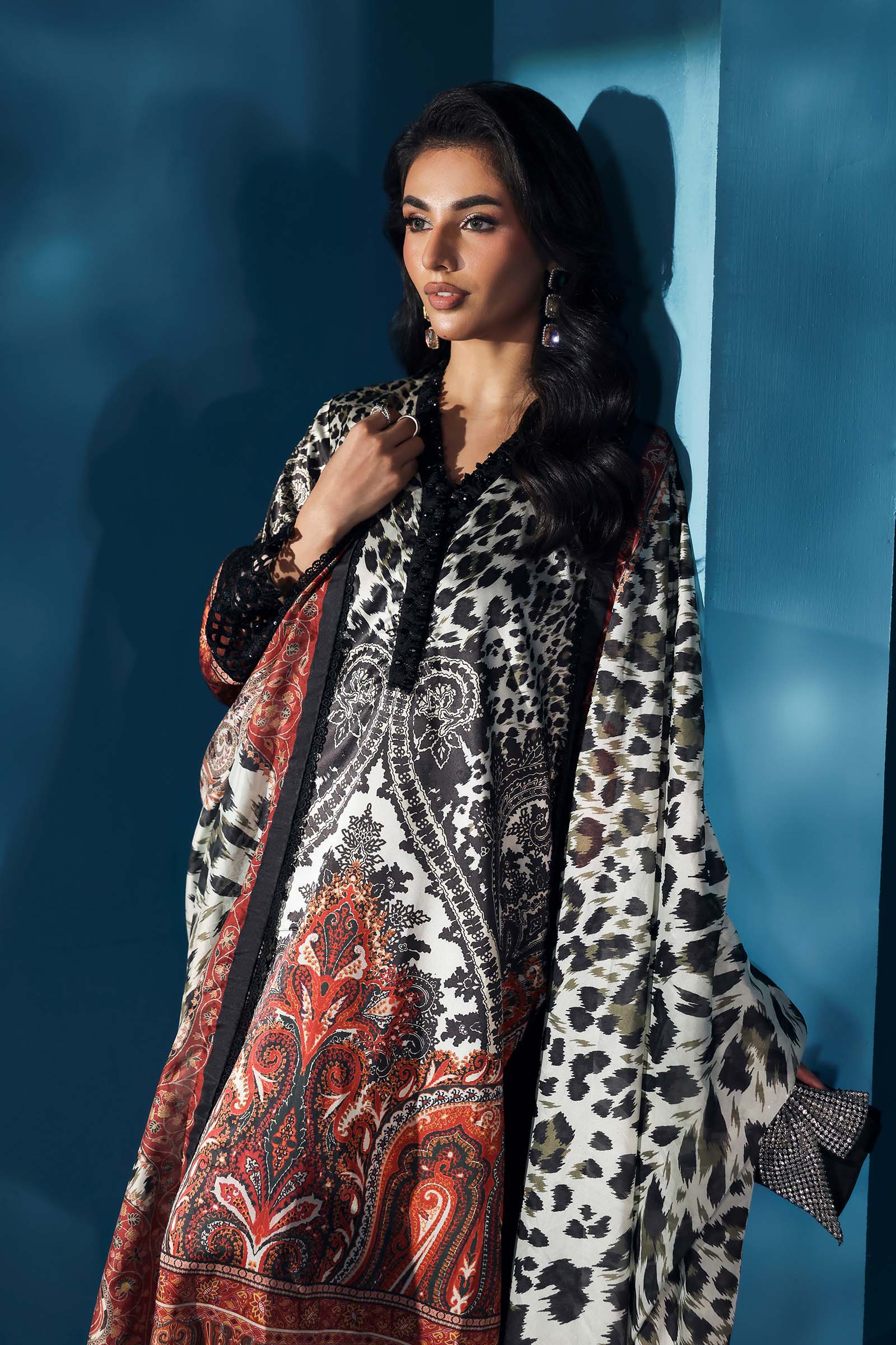 3 Piece Embroidered Satin Silk Suit - Image 2