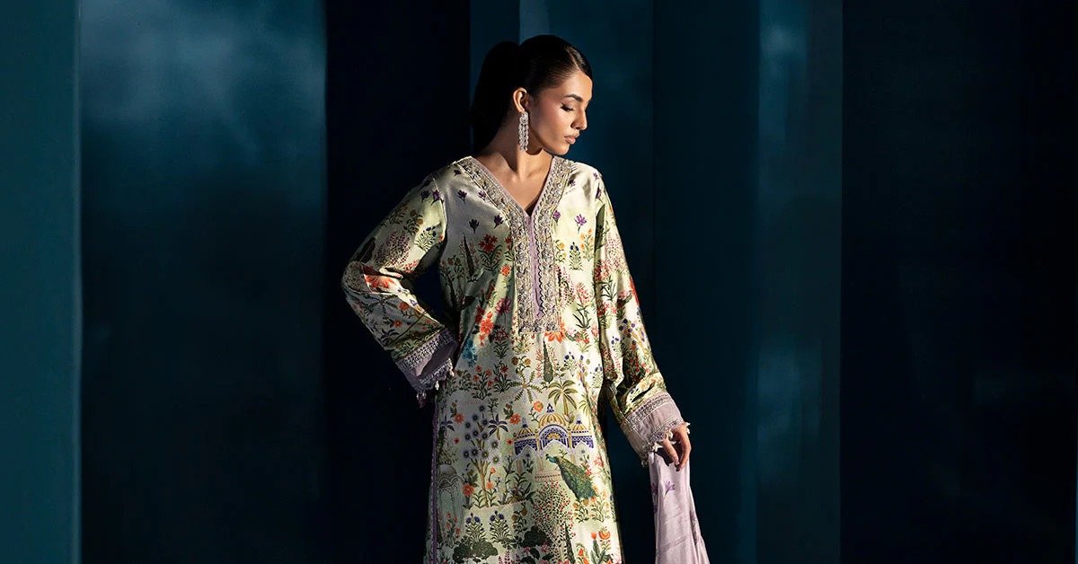 3 Piece Embroidered Satin Silk Suit - Image 9