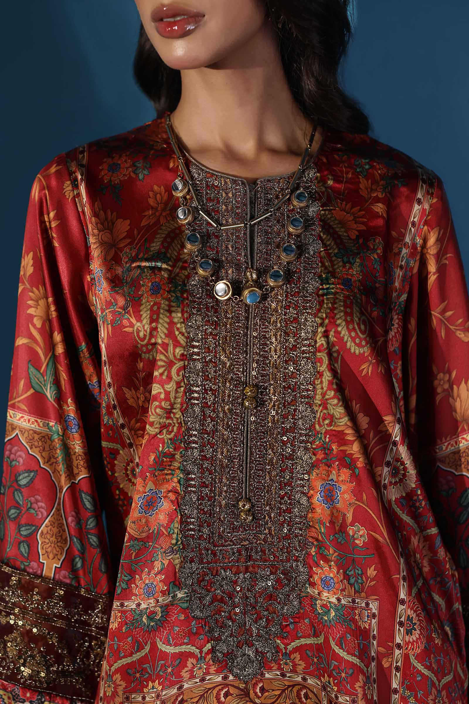 3 Piece Embroidered Satin Silk Suit - Image 4