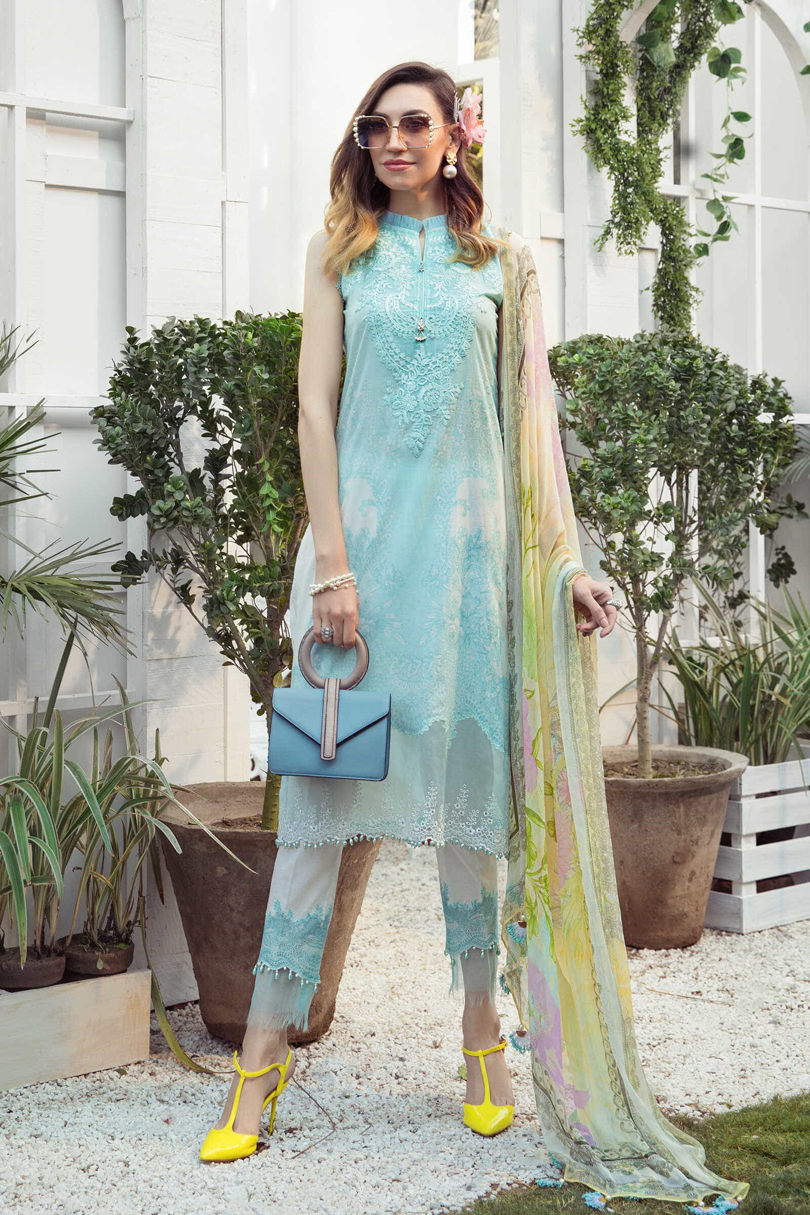 Unstitched Fabrics/M.Prints MPT-1002-A - Image 3