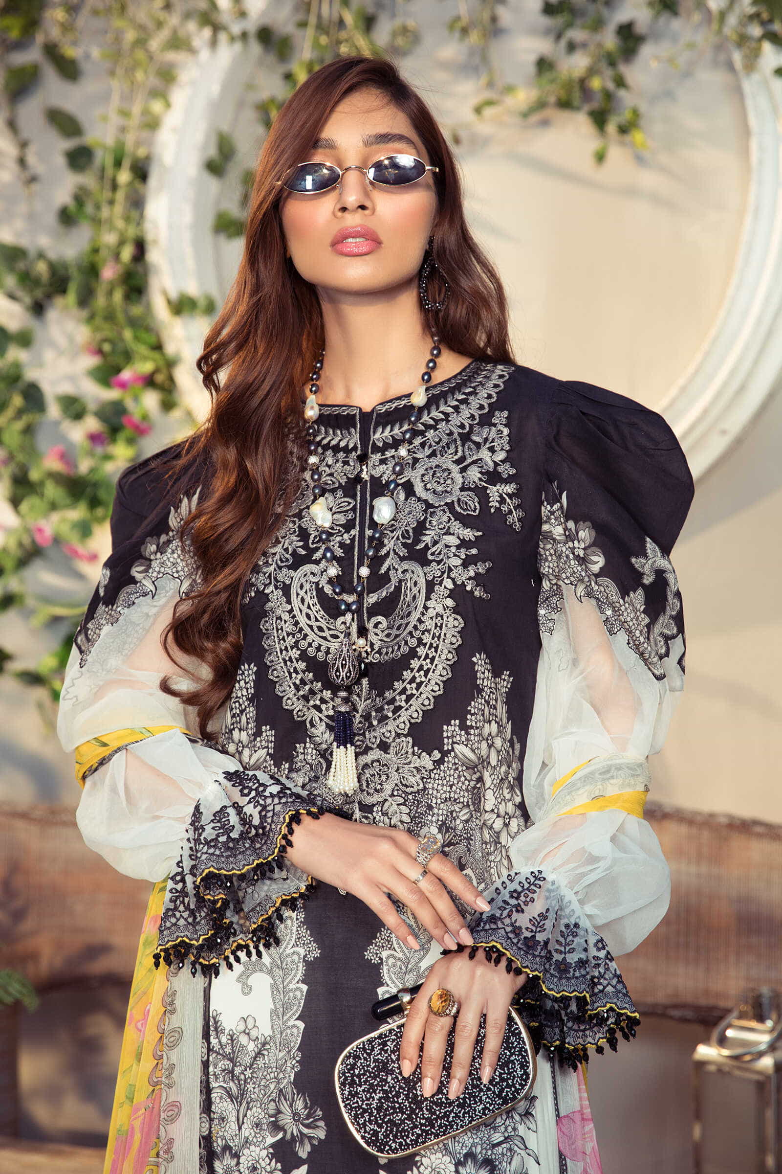 Unstitched Fabrics/M.Prints MPT-1002-B - Image 3