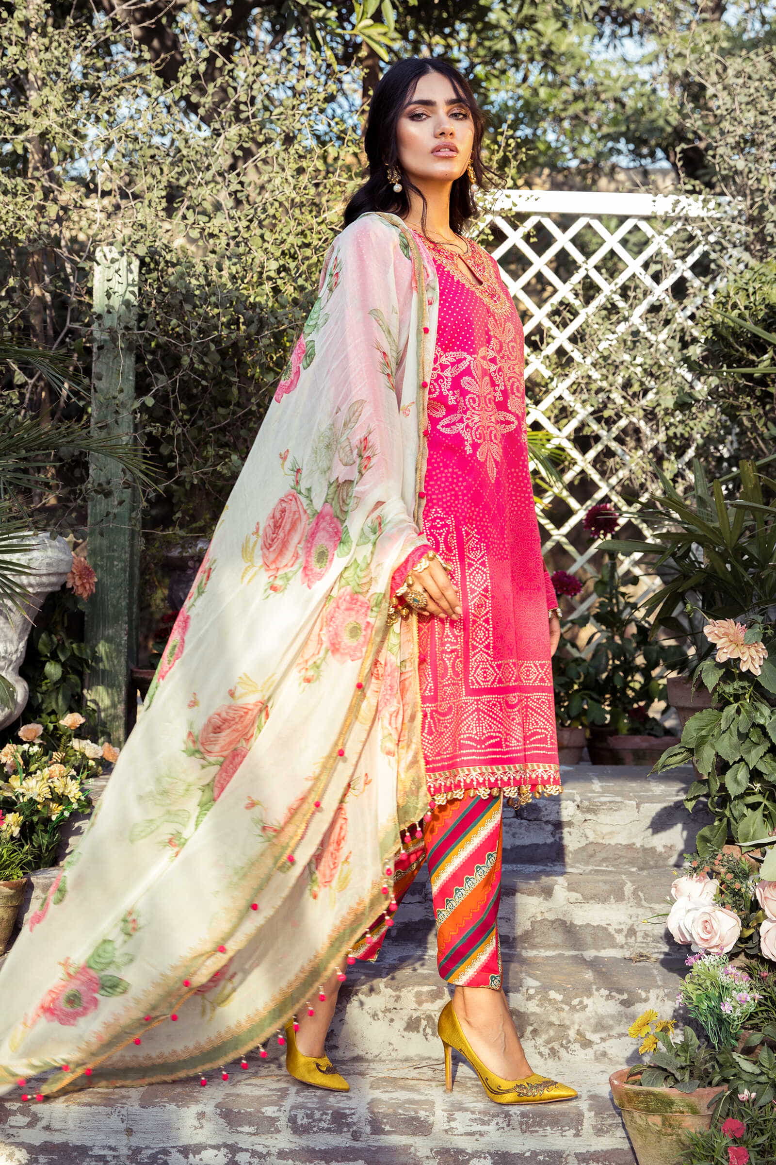 Unstitched Fabrics/M.Prints MPT-1004-A - Image 2
