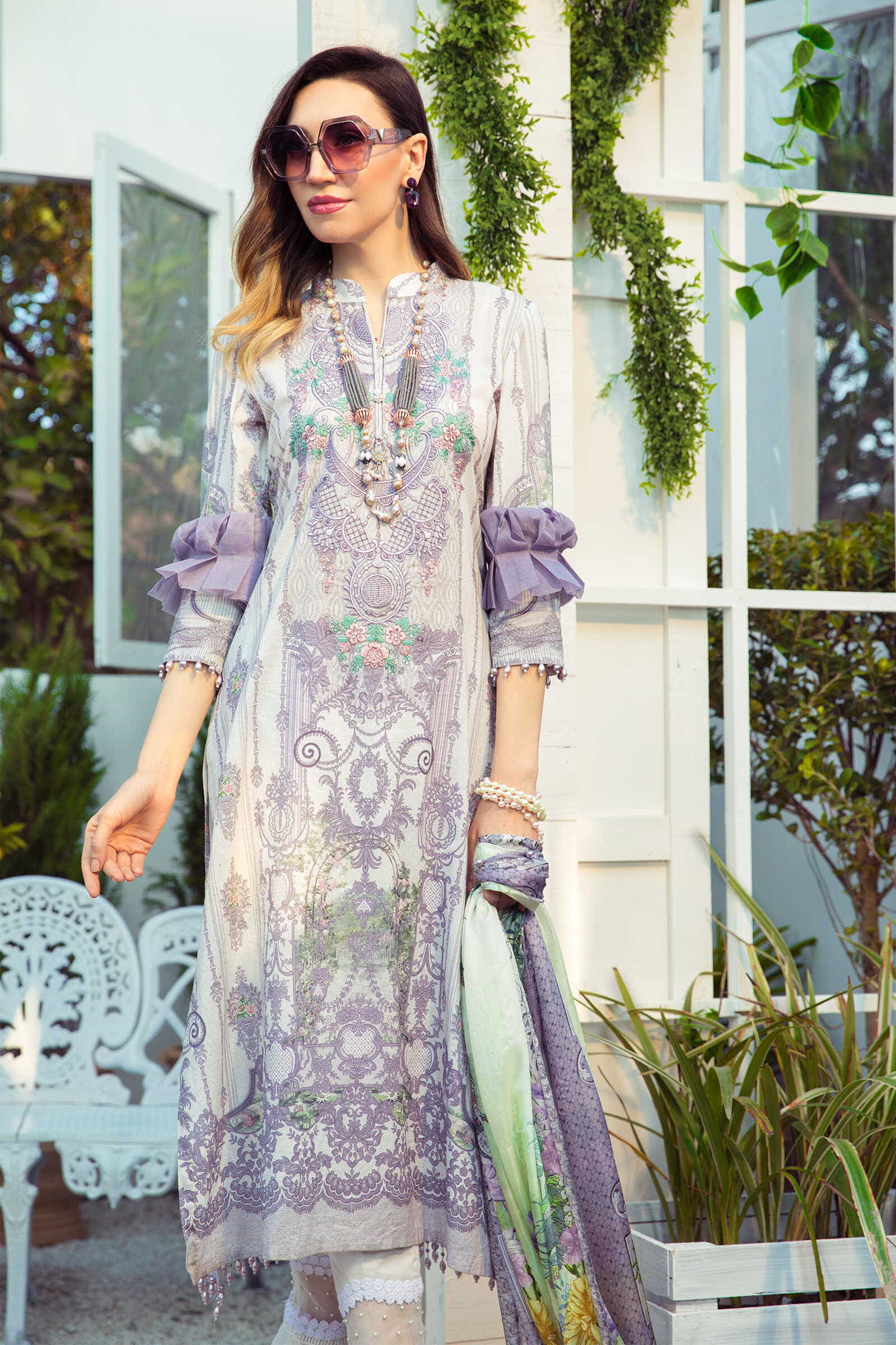 Unstitched Fabrics/M.Prints MPT-1005-A - Image 3