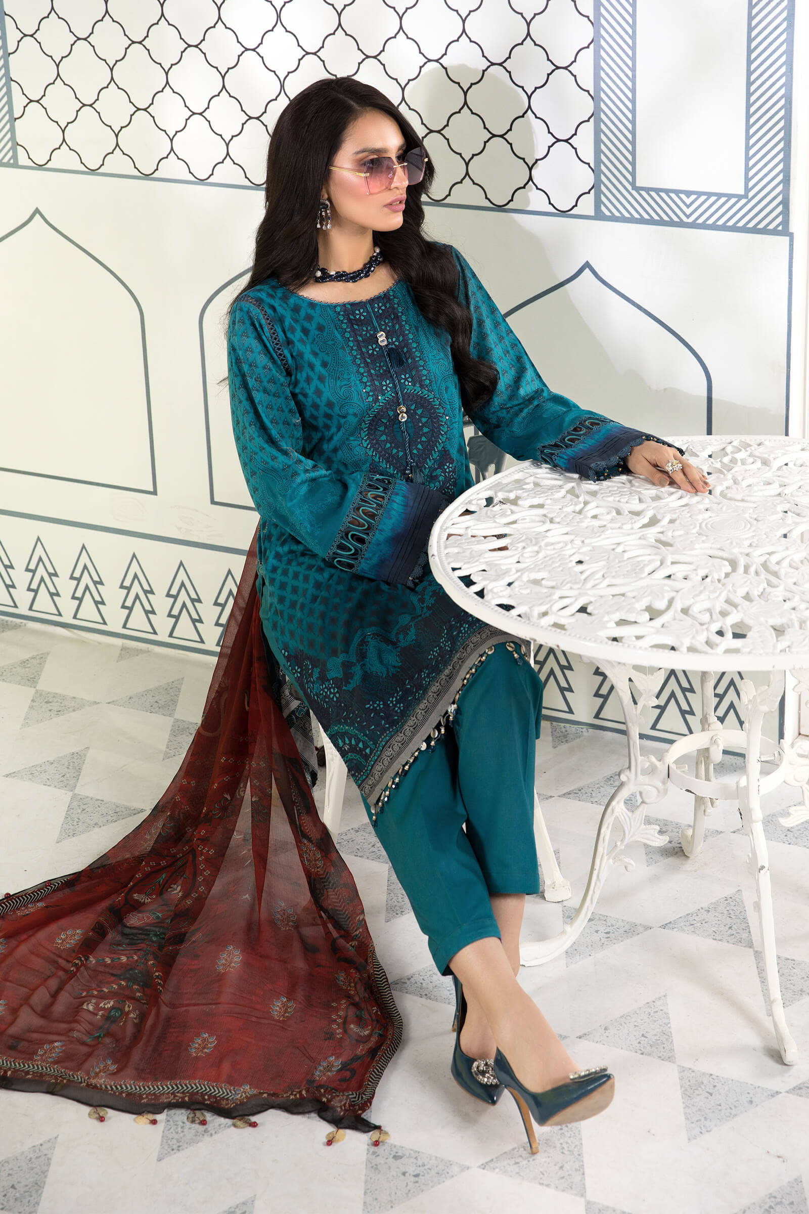 Unstitched Fabrics/M.Prints MPT-1101-A - Image 2