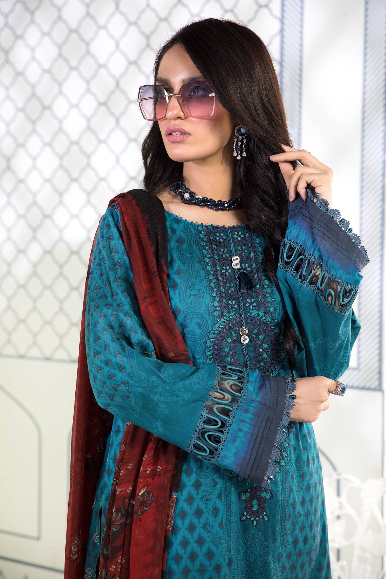 Unstitched Fabrics/M.Prints MPT-1101-A - Image 3