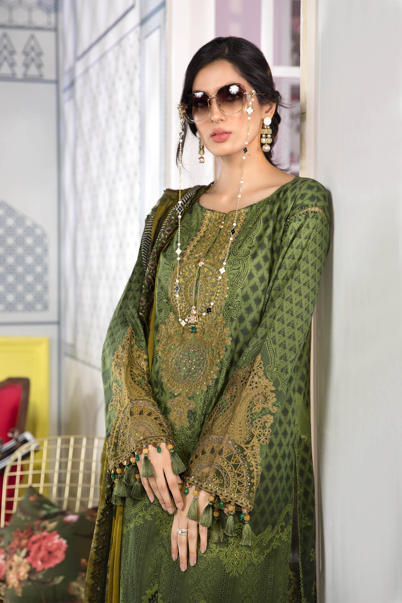 Unstitched Fabrics/M.Prints MPT-1101-B - Image 3