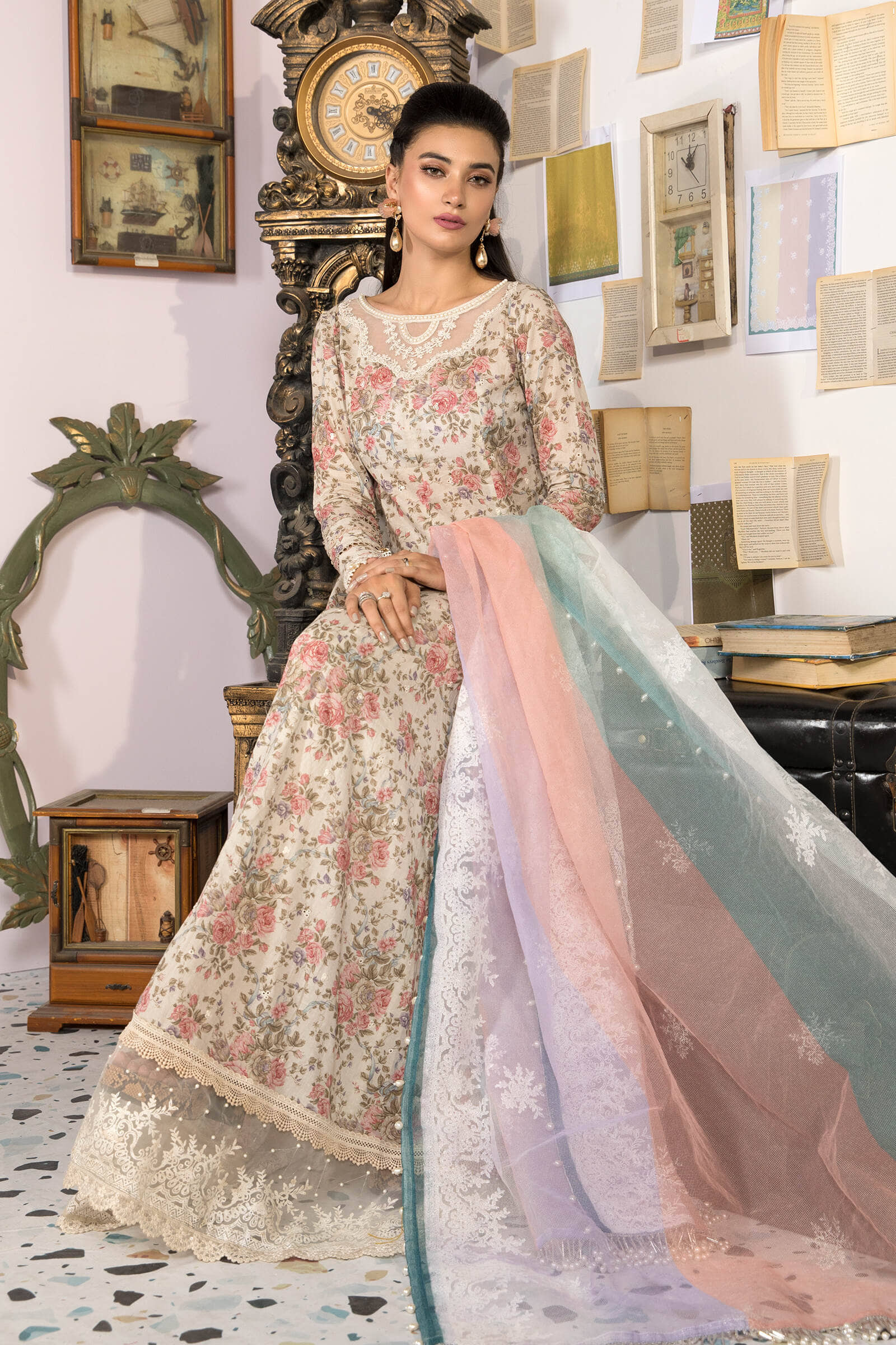 Unstitched Fabrics/M.Prints MPT-1102-B - Image 2
