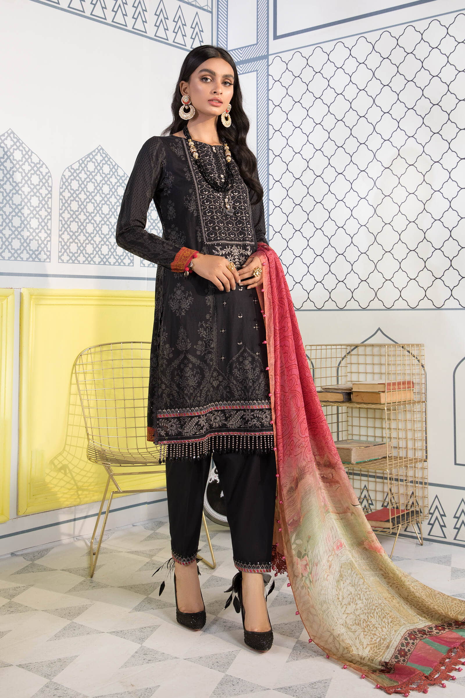 Unstitched Fabrics/M.Prints MPT-1107-B - Image 2