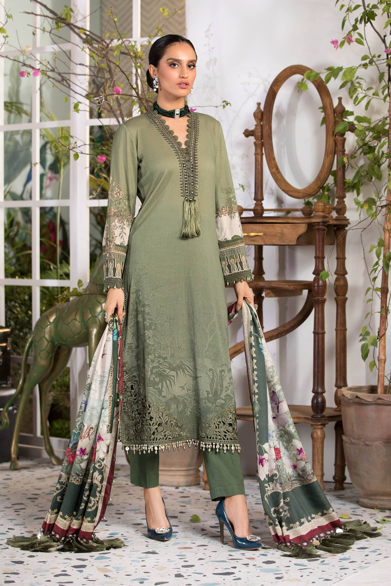 Unstitched Fabrics/M.Prints MPT-1110-A - Image 2