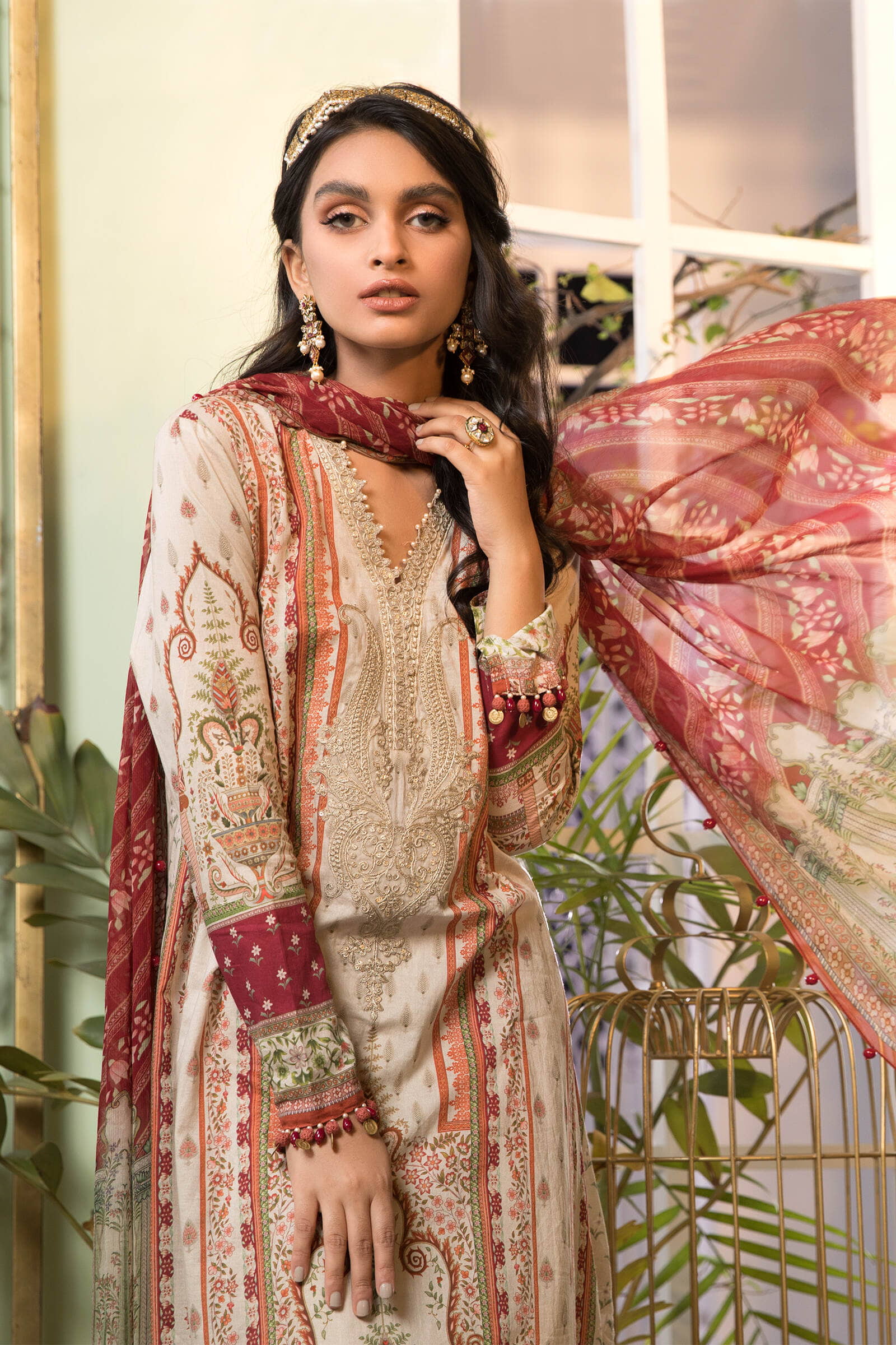 Unstitched Fabrics/M.Prints MPT-1112-A - Image 4