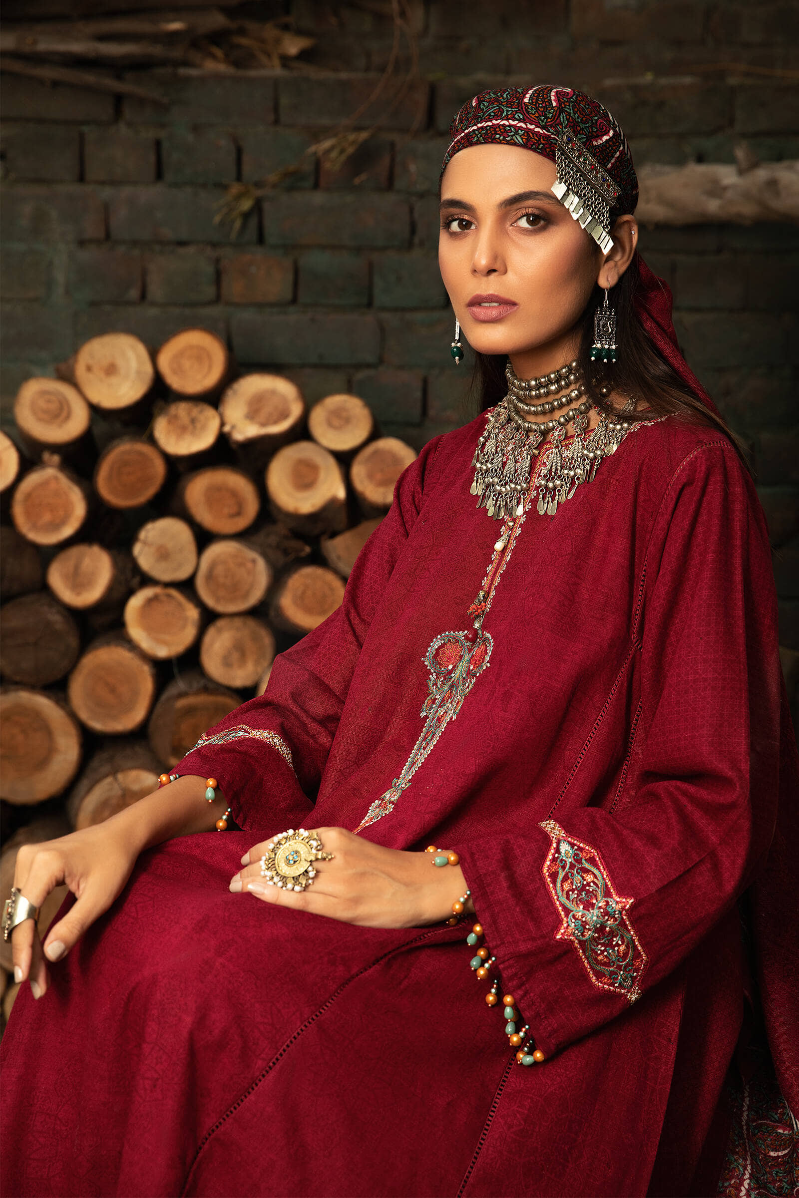 Unstitched Fabrics/M.Prints MPT-1201-B - Image 3