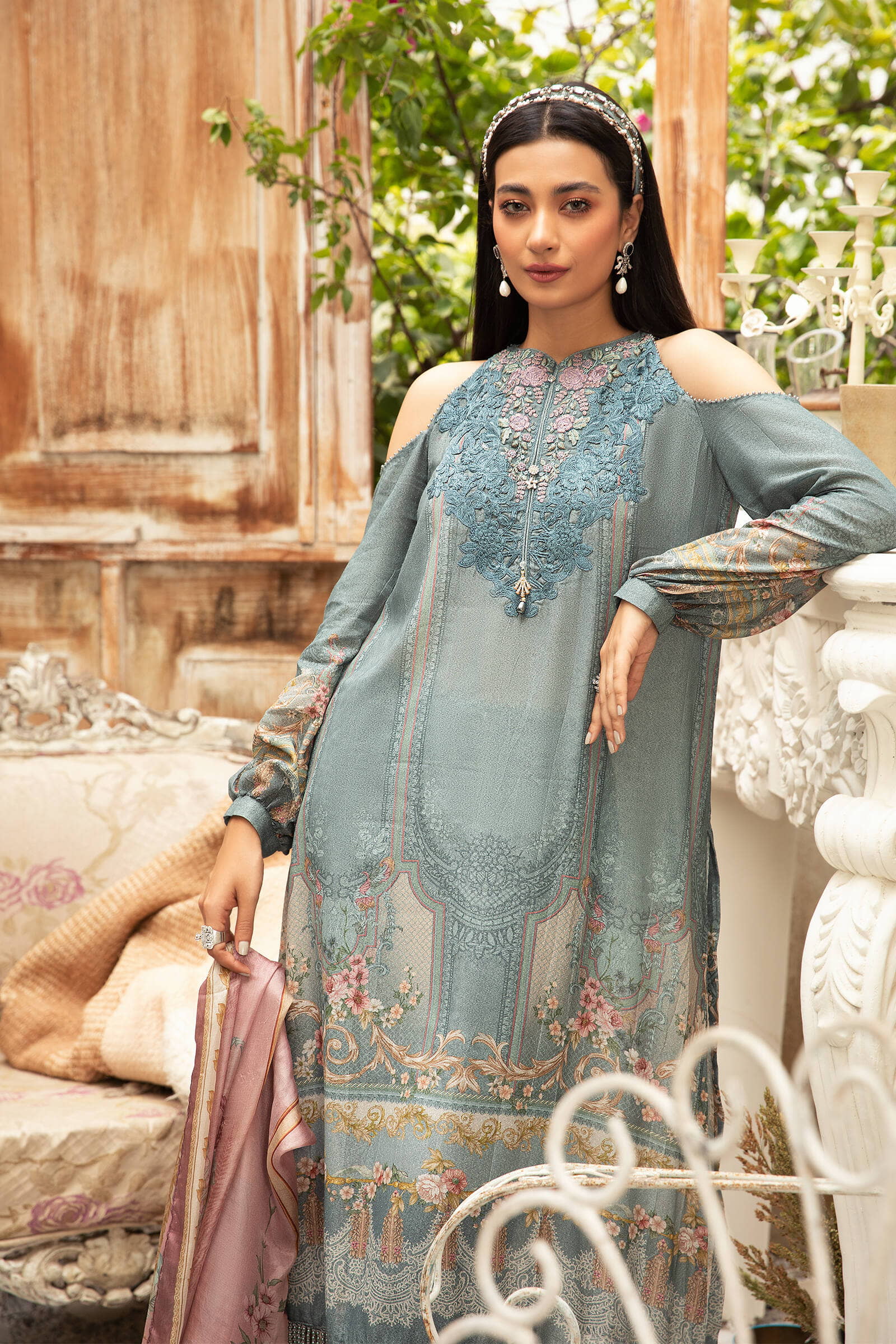 Unstitched Fabrics/M.Prints MPT-1211-B - Image 3
