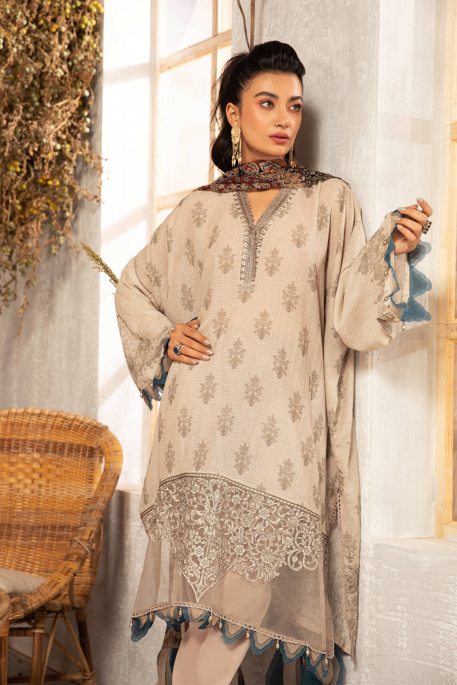 Unstitched Fabrics/M.Prints MPT-1212-B - Image 2
