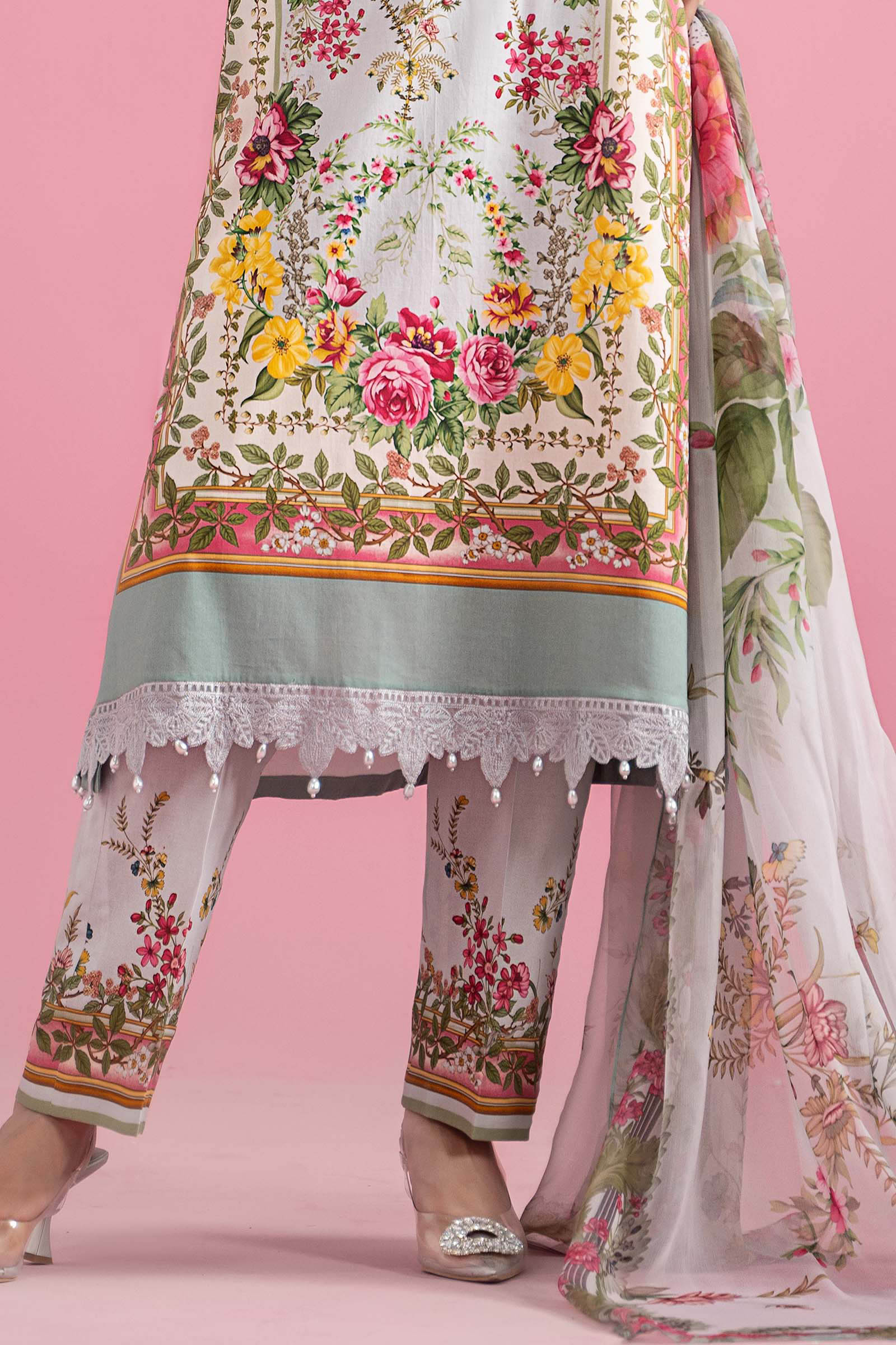3 Piece Unstitched Embroidered Lawn Suit | MPT-2605-B - Image 4