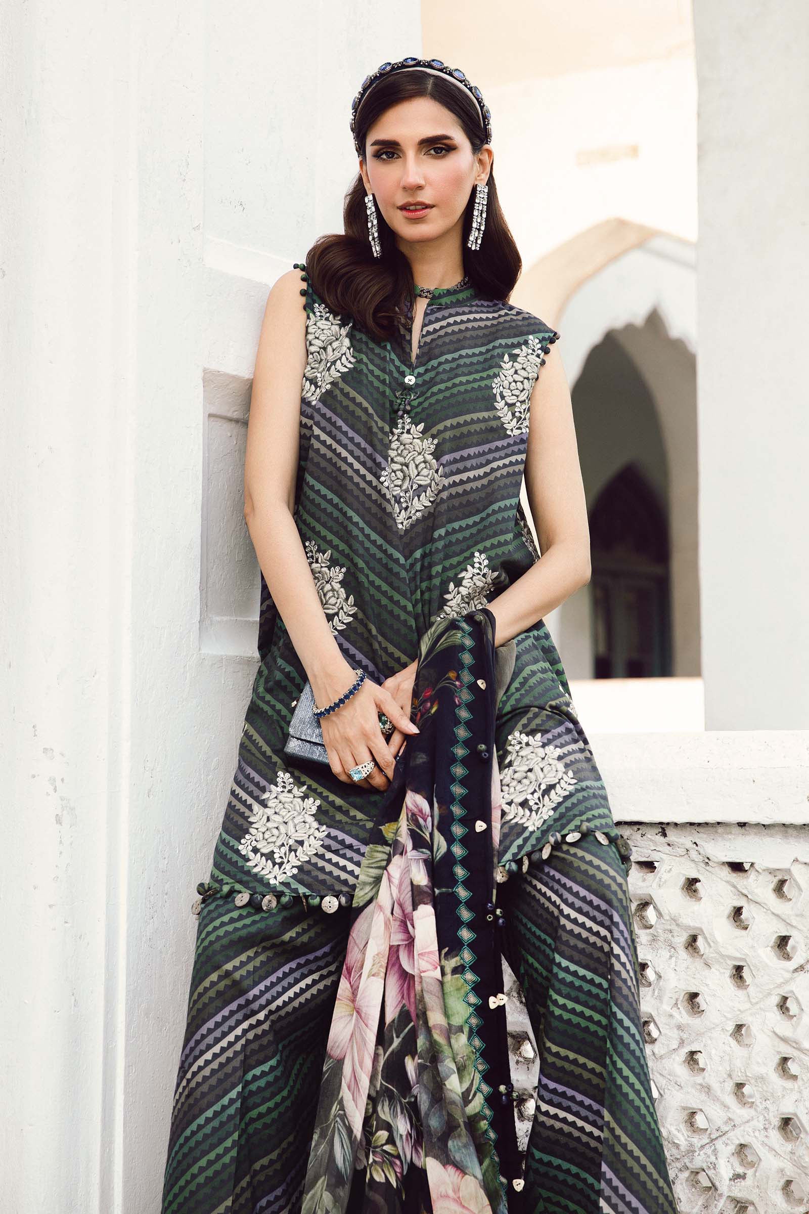 3 Piece Unstitched Embroidered Cambric Suit | MPT-2705-A - Image 4