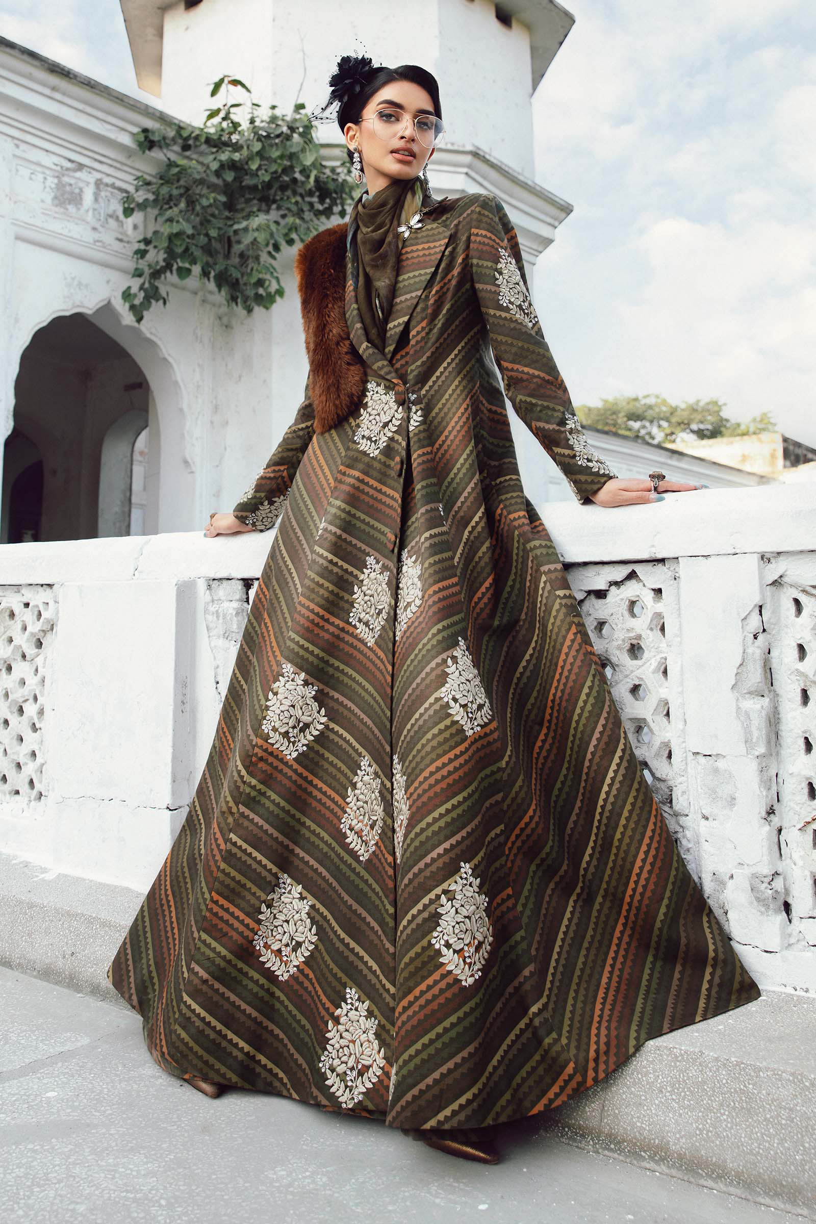 3 Piece Unstitched Embroidered Cambric Suit | MPT-2705-B - Image 5