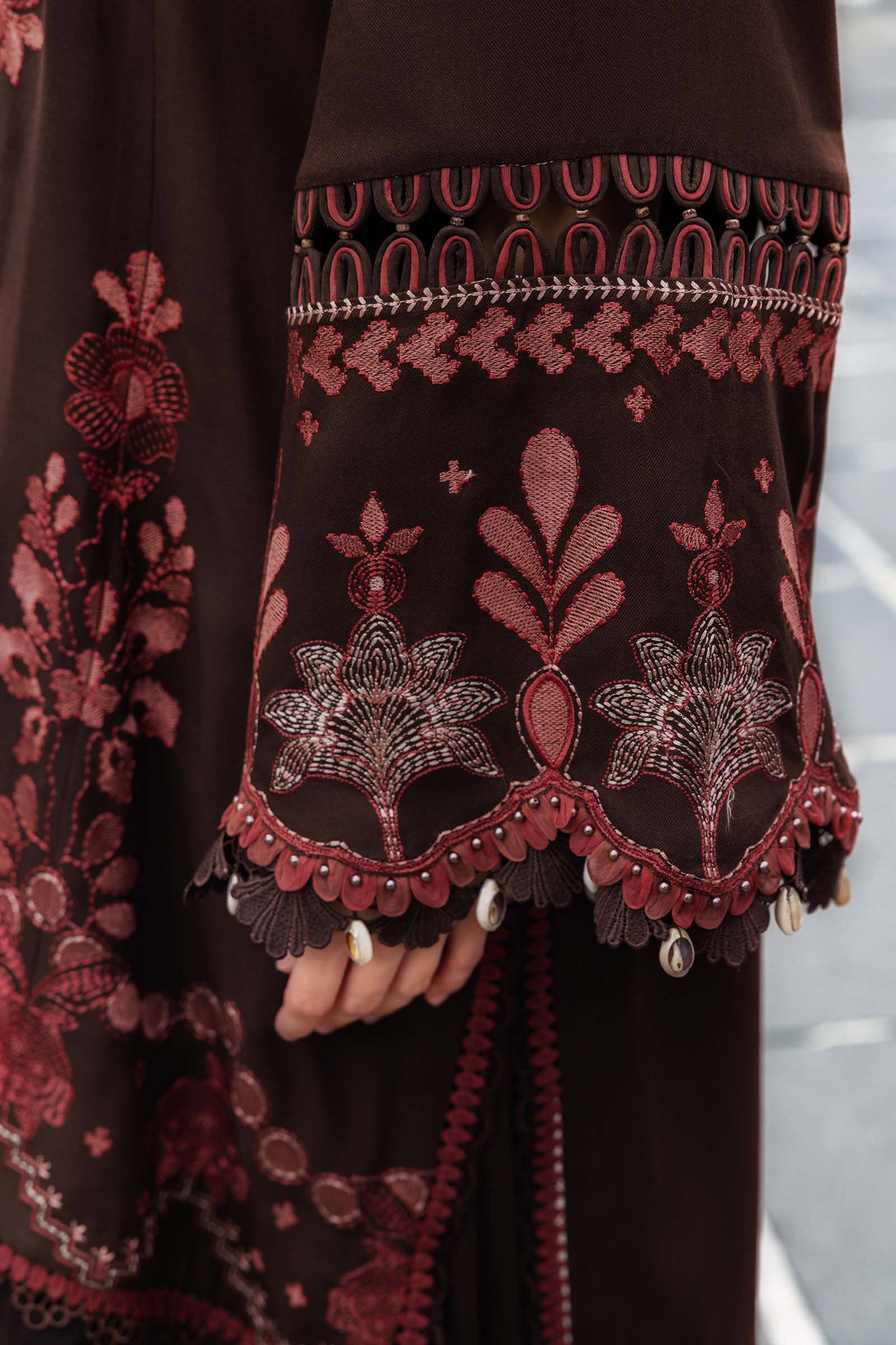 3 Piece Unstitched Embroidered Twill Linen Suit - Image 5