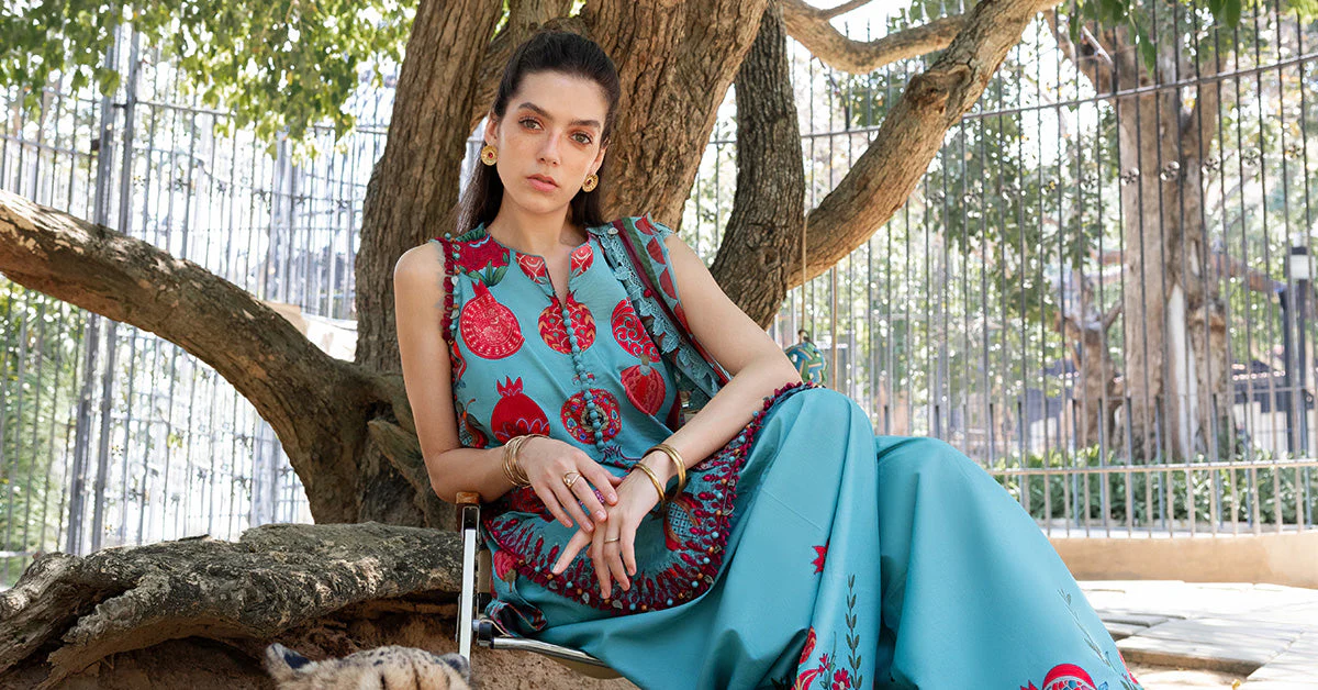 3 Piece Unstitched Embroidered Lawn Suit - Image 3