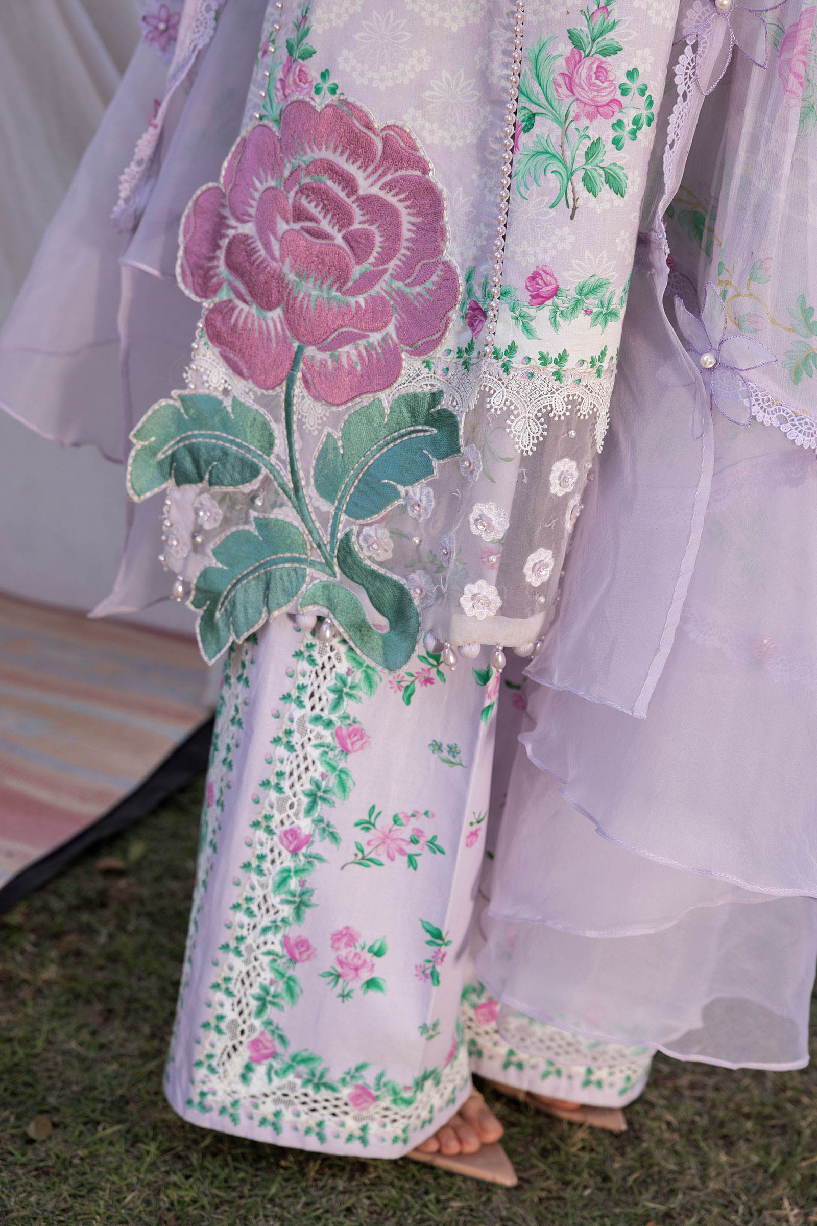 3 Piece Unstitched Embroidered Lawn Suit - Image 4